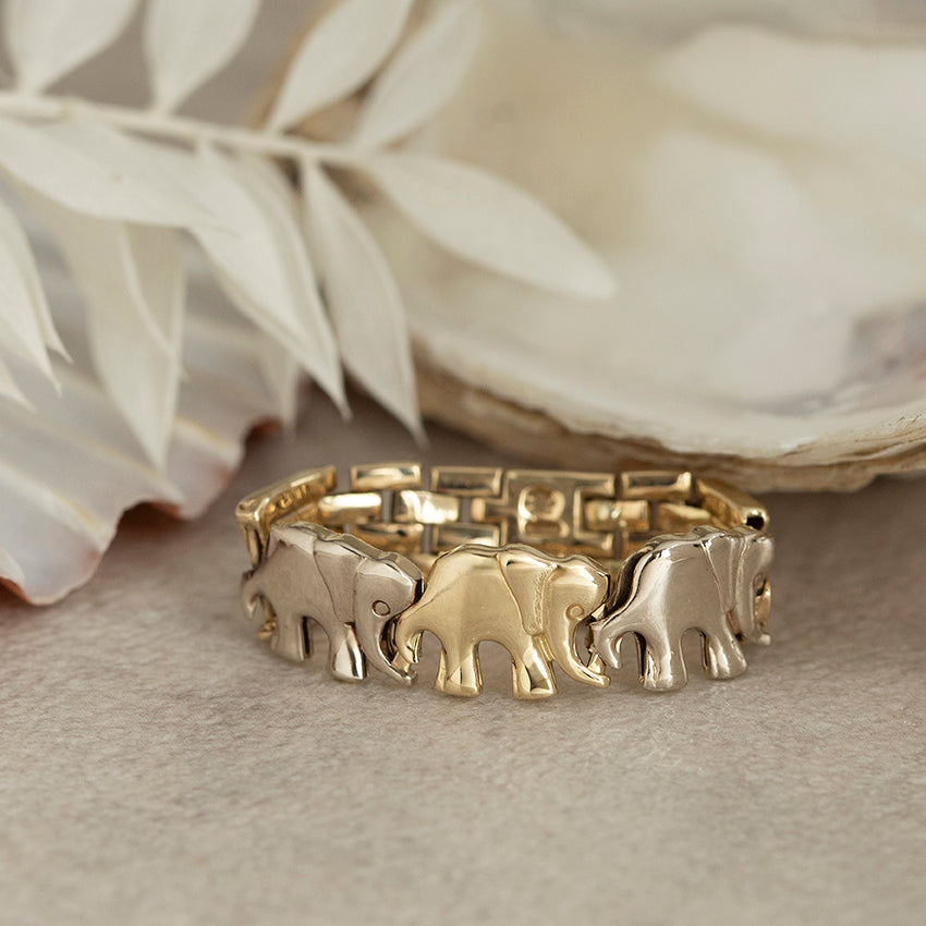 Gouden ring met olifanten 14 karaat