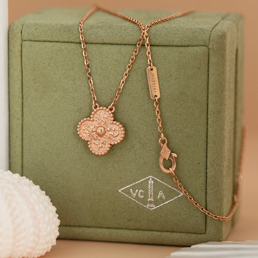 Vintage Alhambra collier Van Cleef & Arpels 42 cm 18 karaat