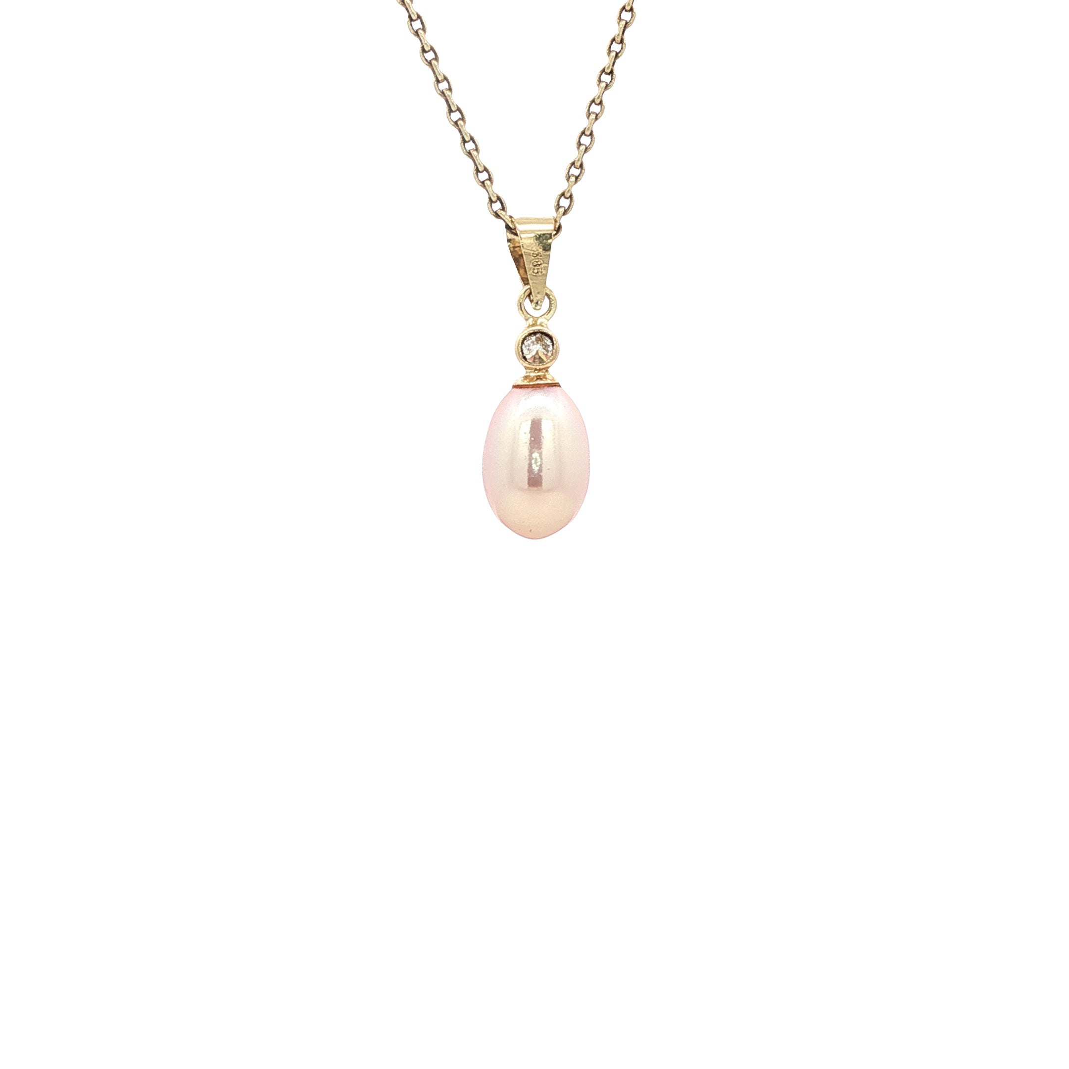 14 karat gold pendant with pearl and zirconia