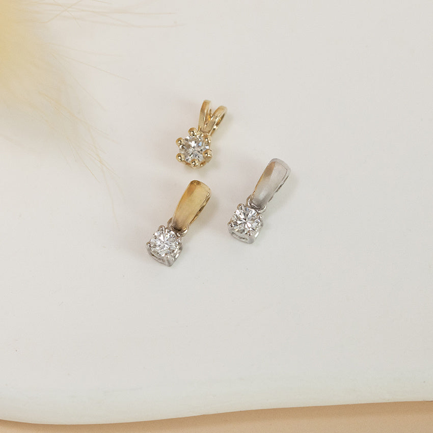 White gold solitaire pendant with diamond 18 karat* new