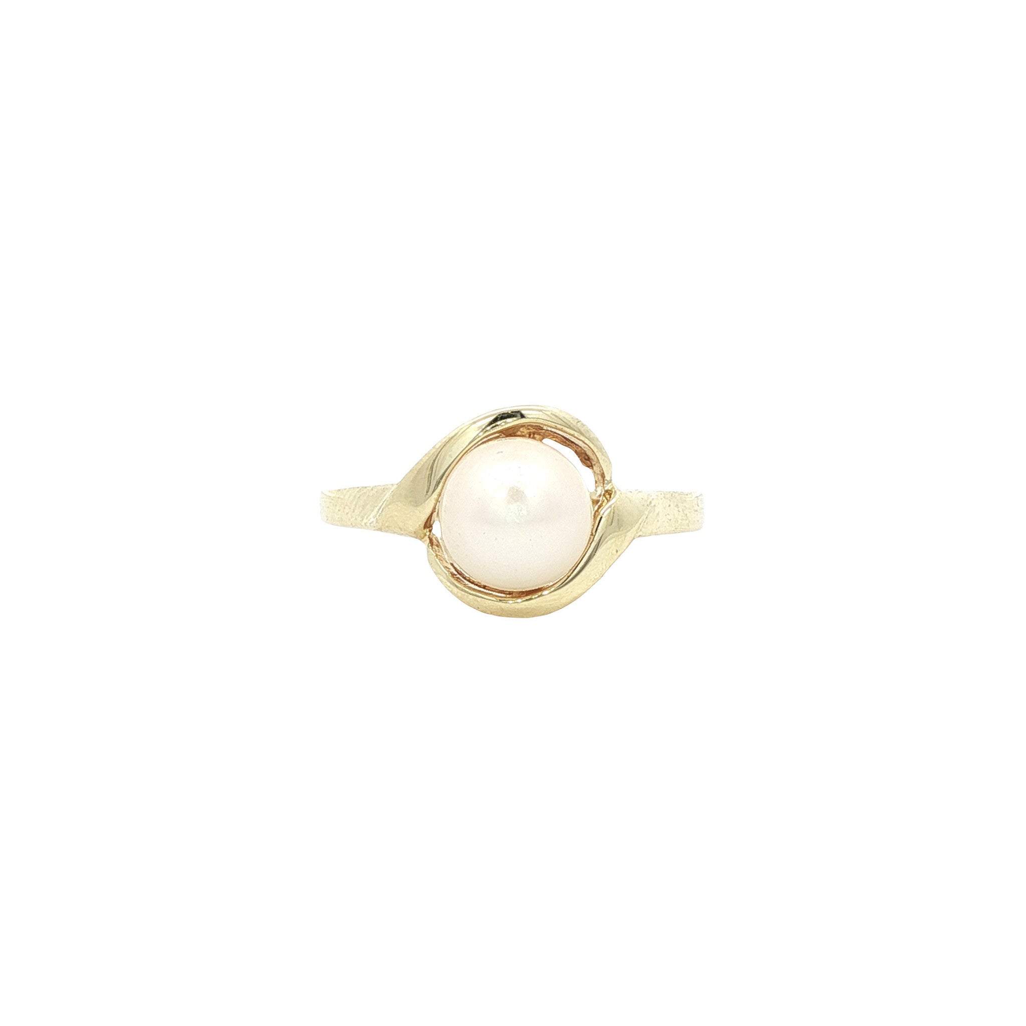 Gouden ring met parel 14 karaat