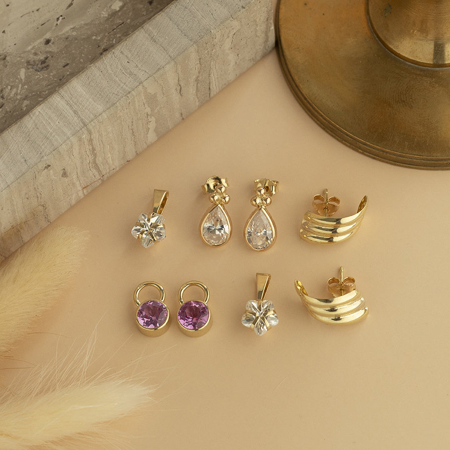 Gold ear studs 14 karat