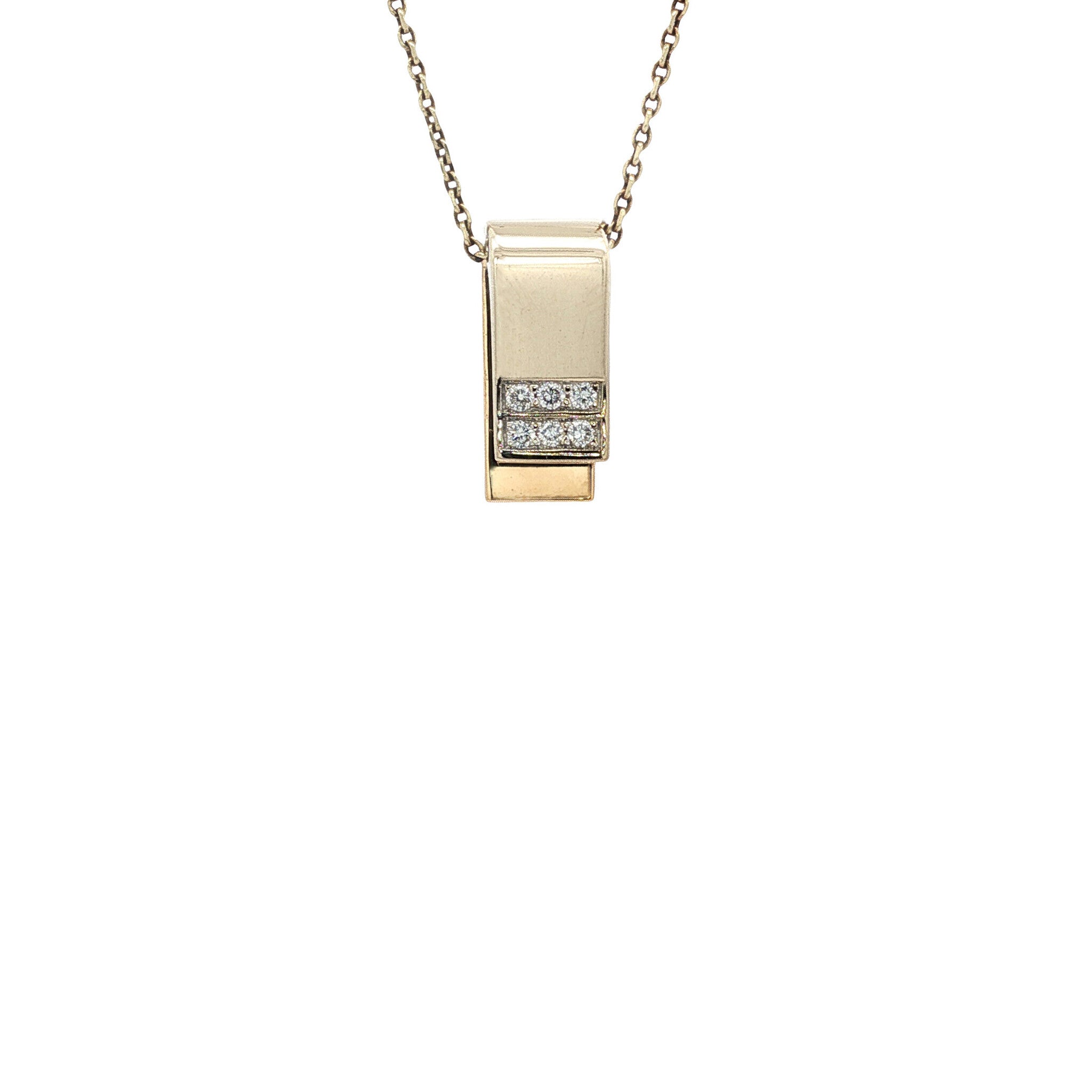 Gold pendant with diamond from Le chic 18 karat