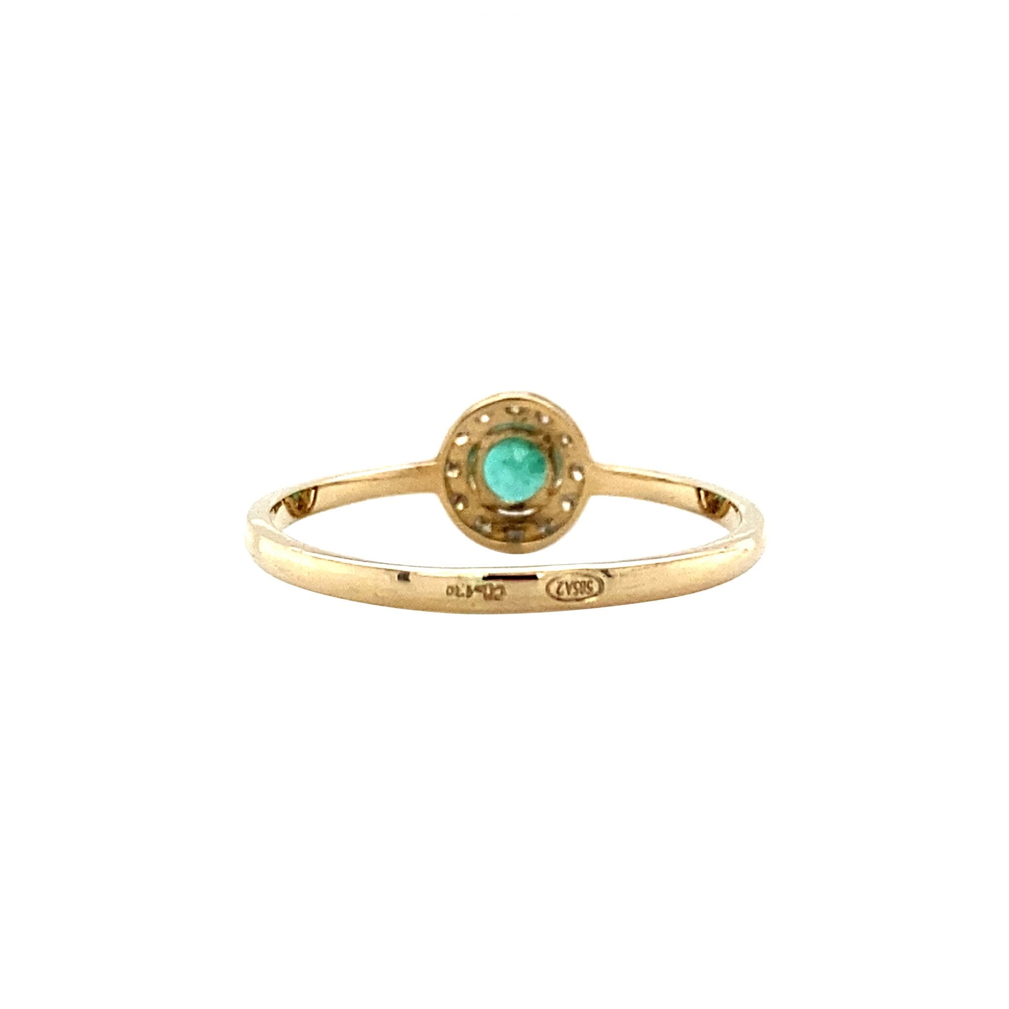 14 karat gold cluster ring with emerald and diamond new