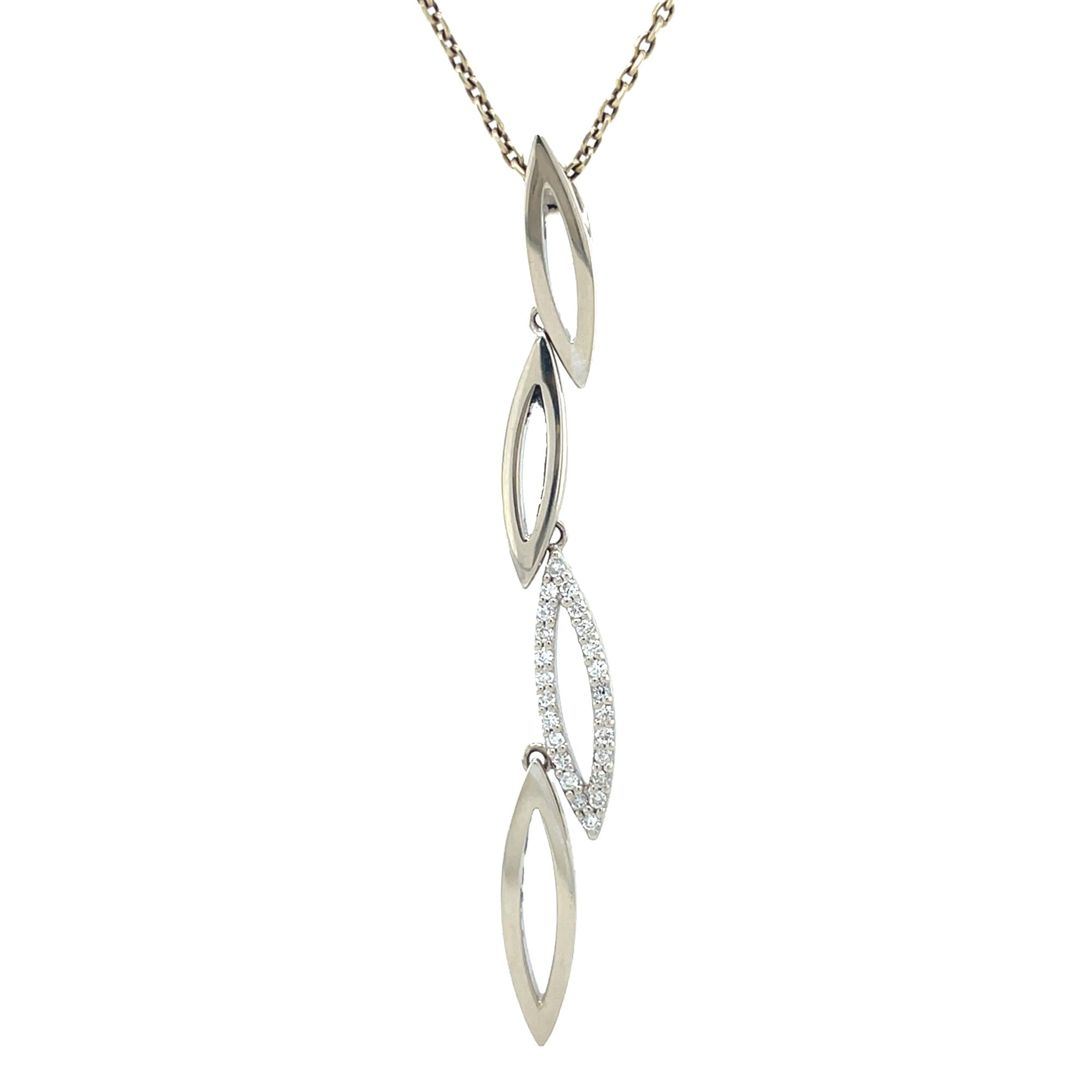 White gold pendant with diamond 14 karat
