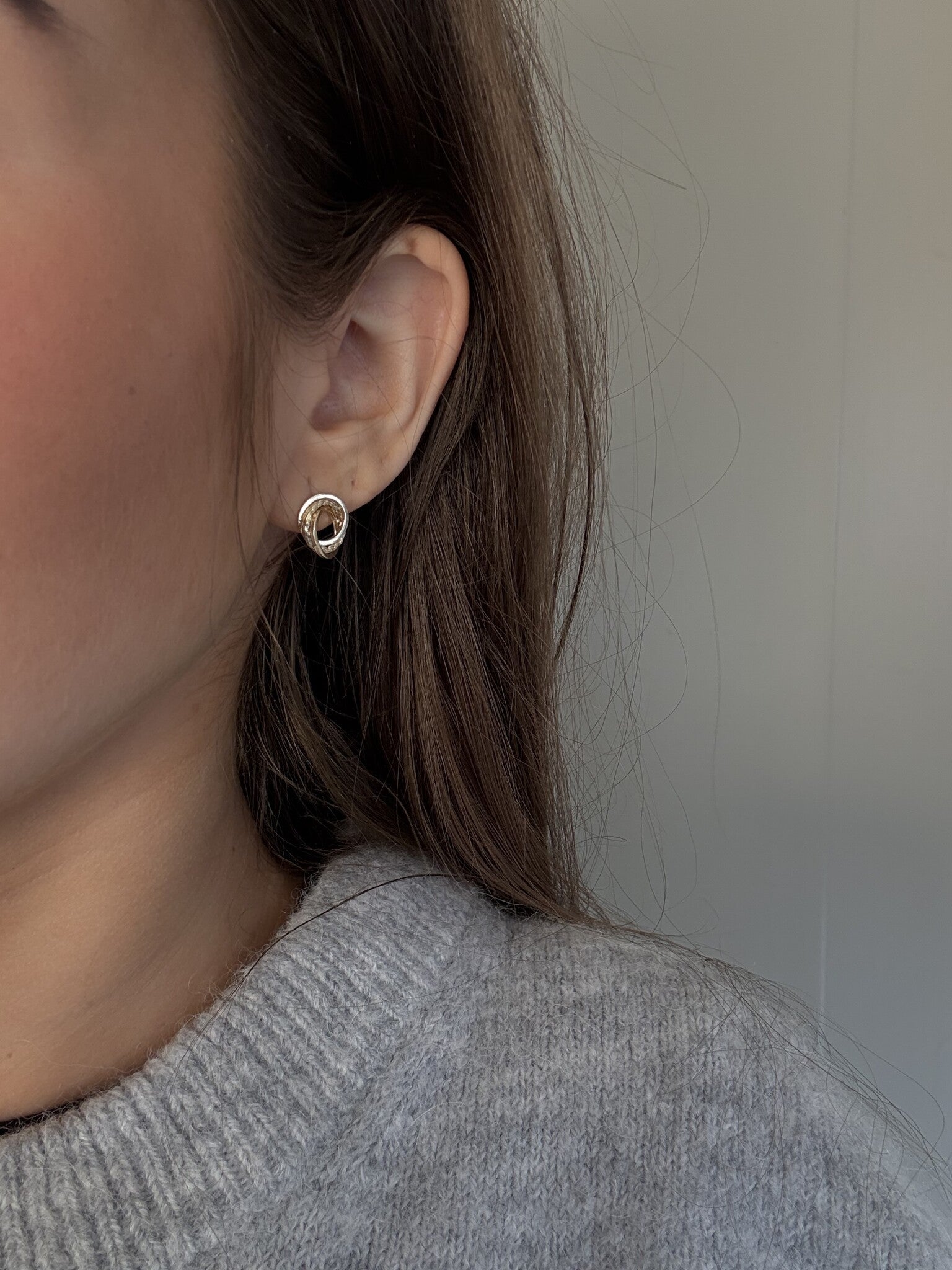 Gold stud earrings 14 karat