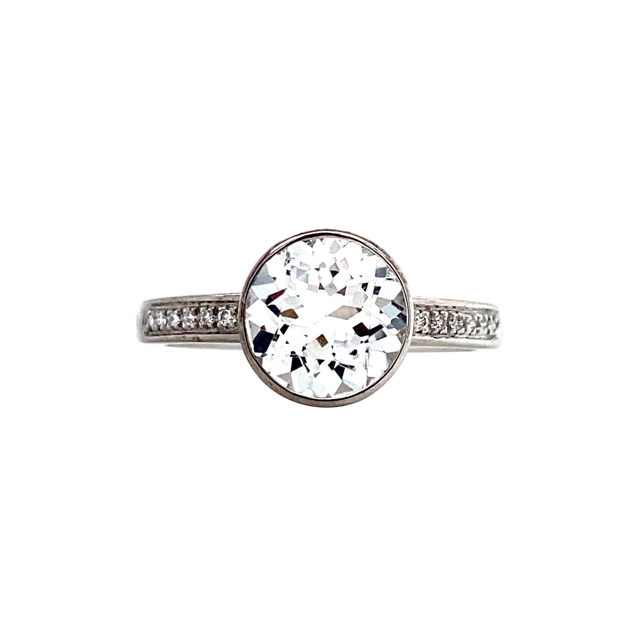 White gold ring with zirconia 14 karat