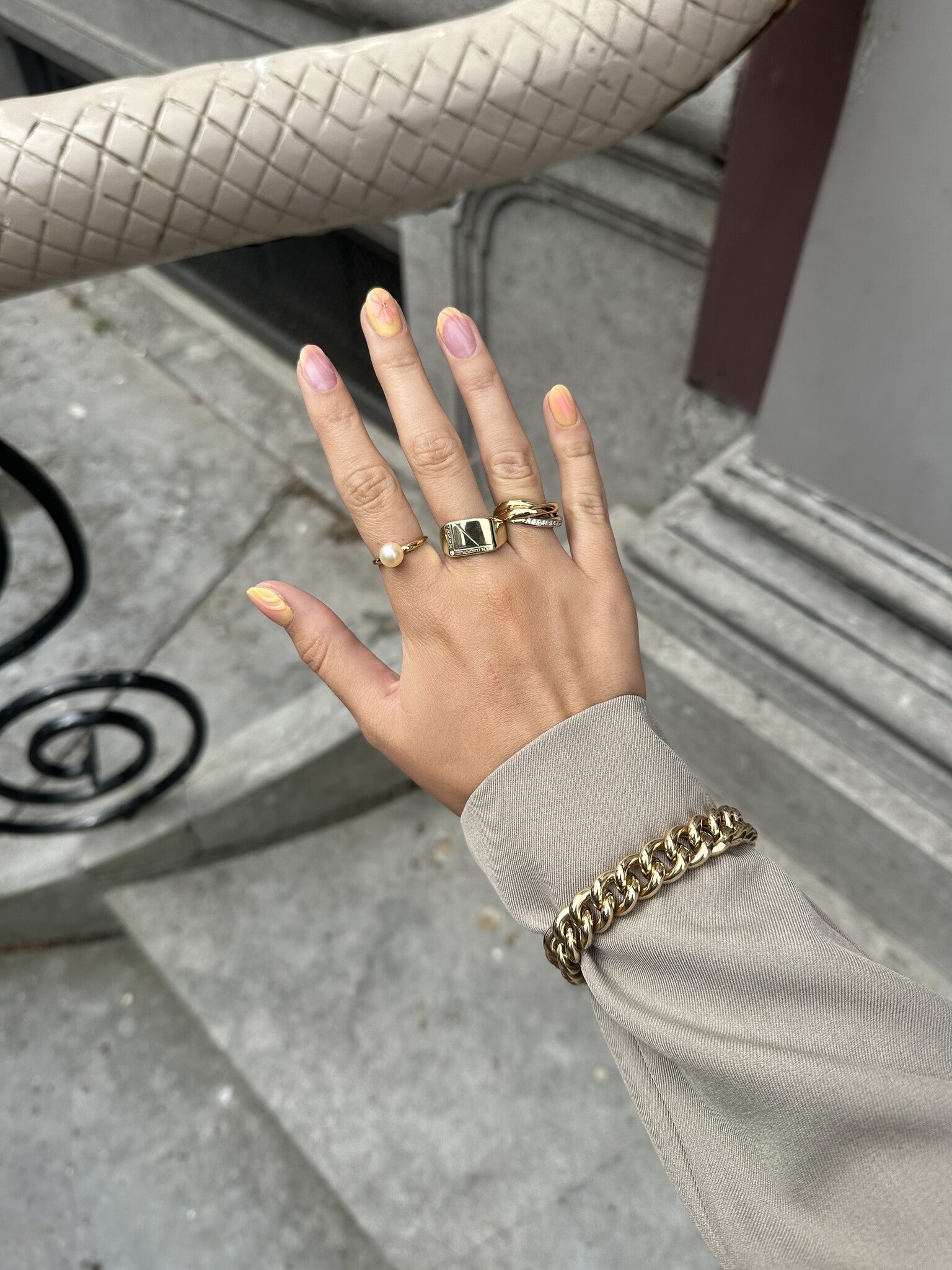 Tricolour gold ring with diamond 18 karat