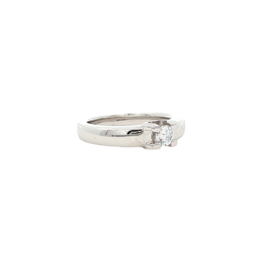 Witgouden solitair ring met diamant 18 karaat