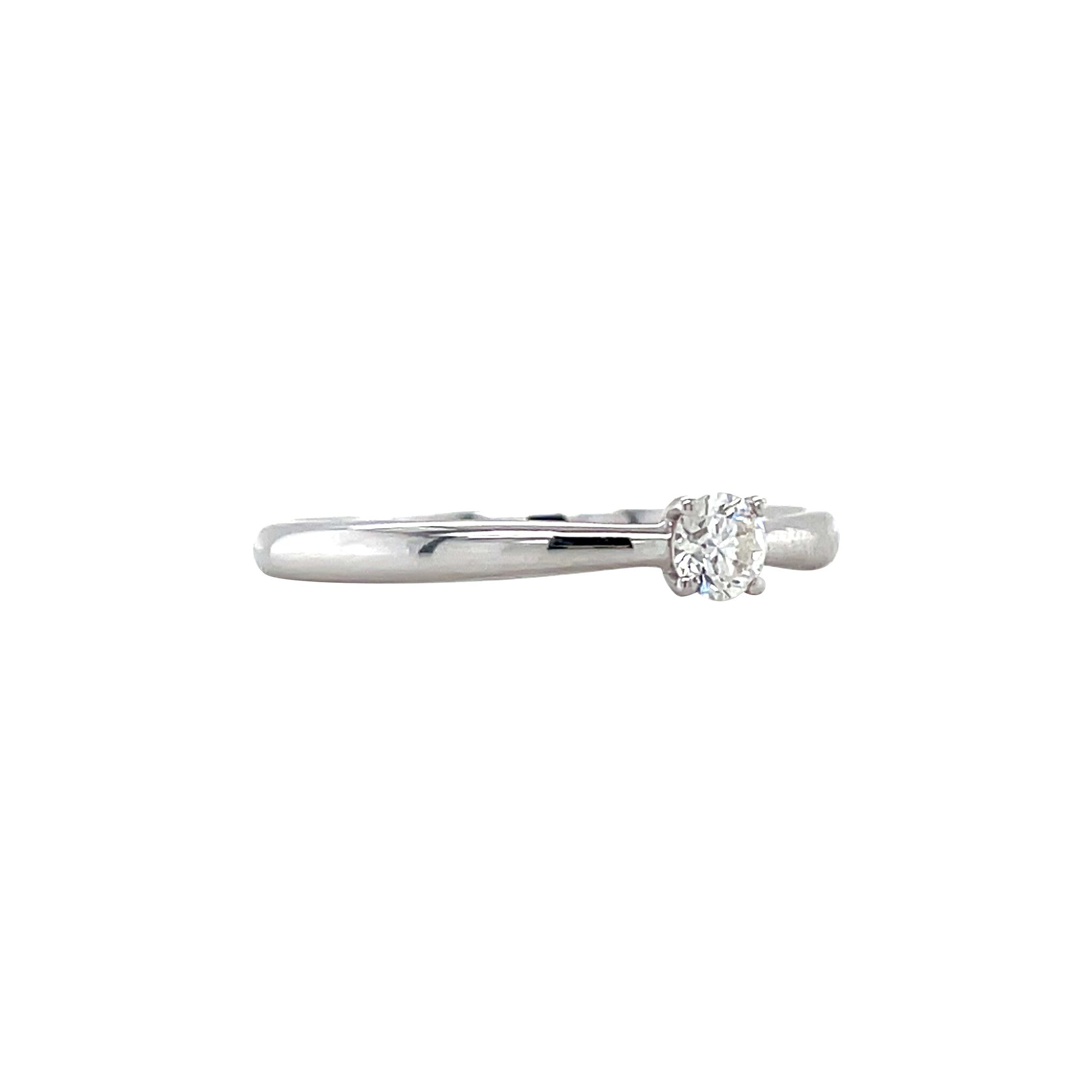 White gold solitaire ring with diamond 14 kt