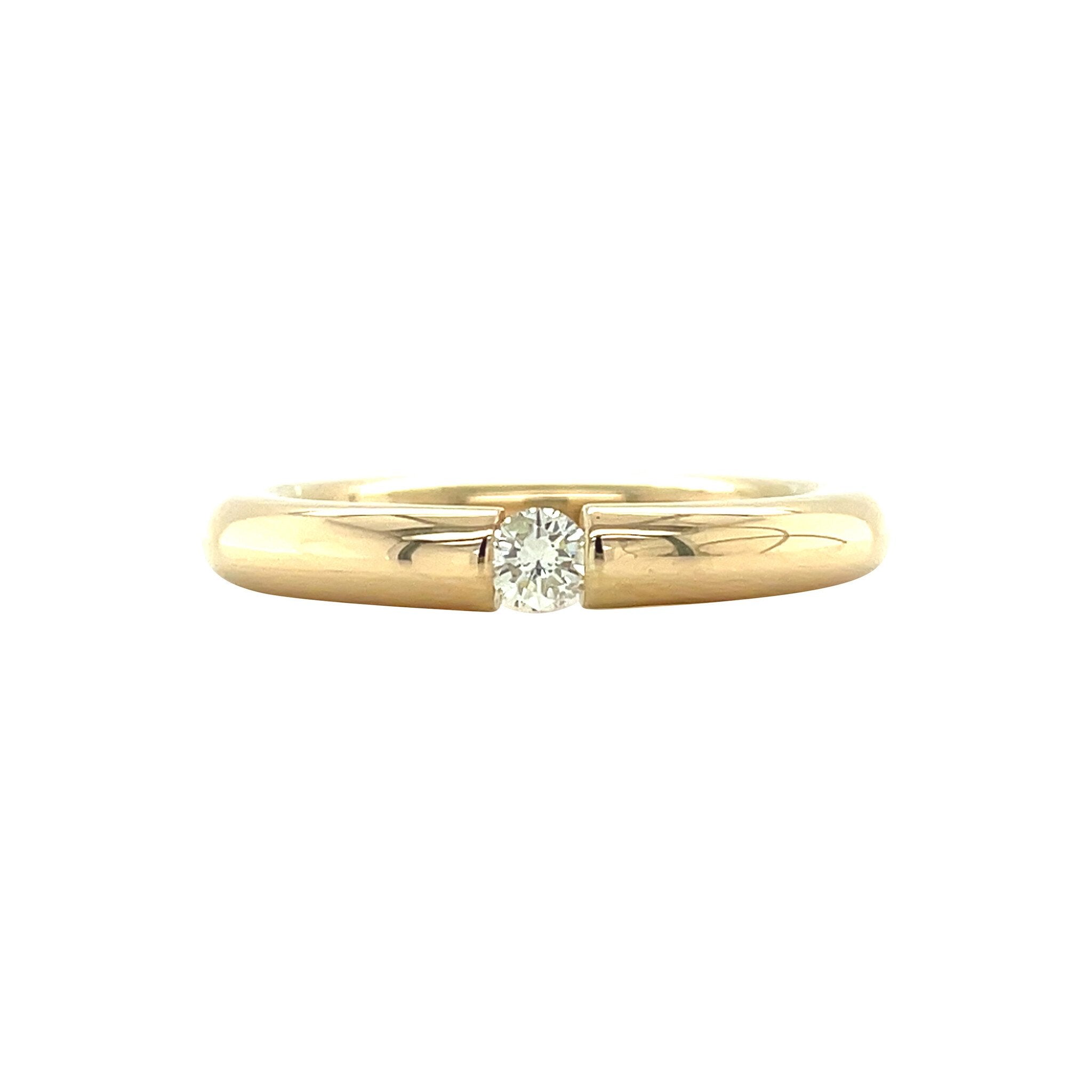 Gold ring with diamond 18 karat