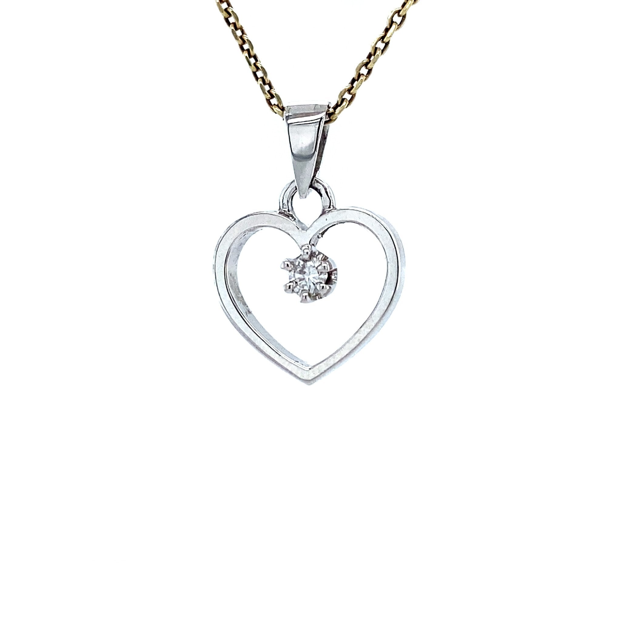 White gold heart pendant with diamond 18 karat
