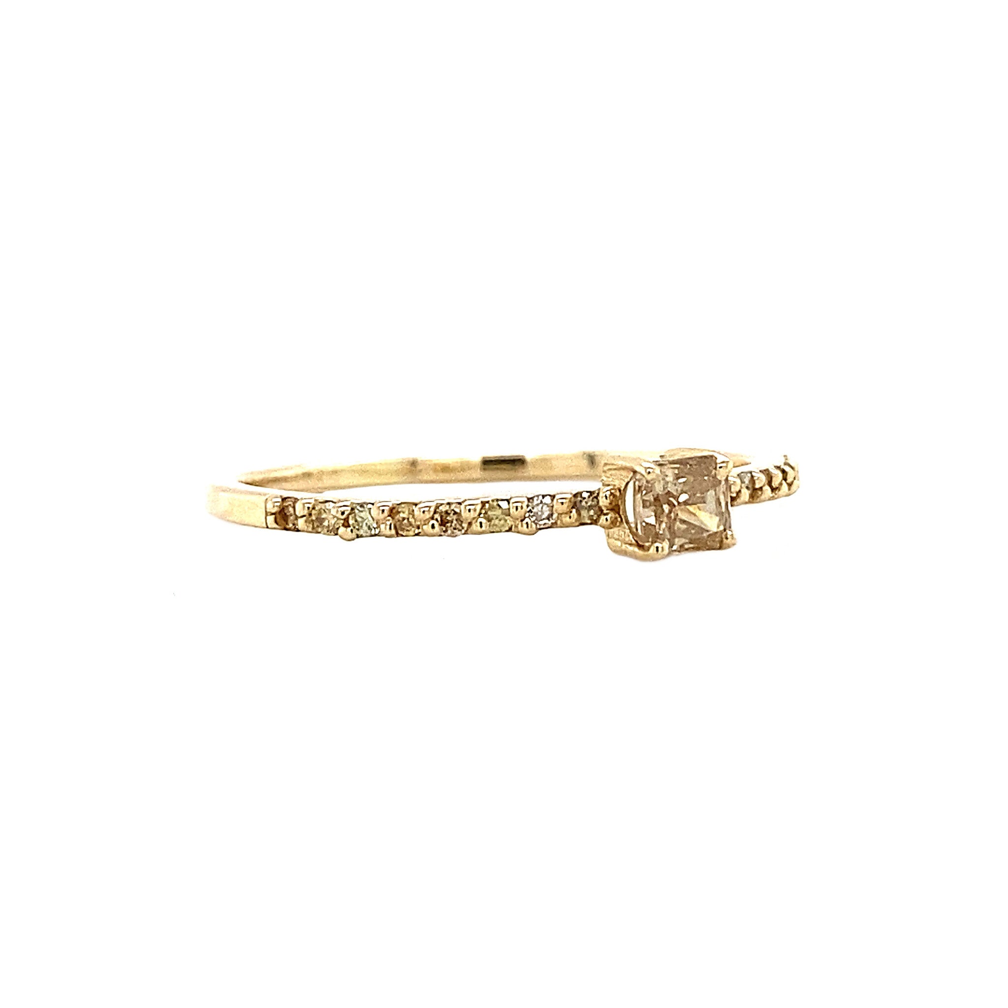 Golden ring with diamond 14 kt