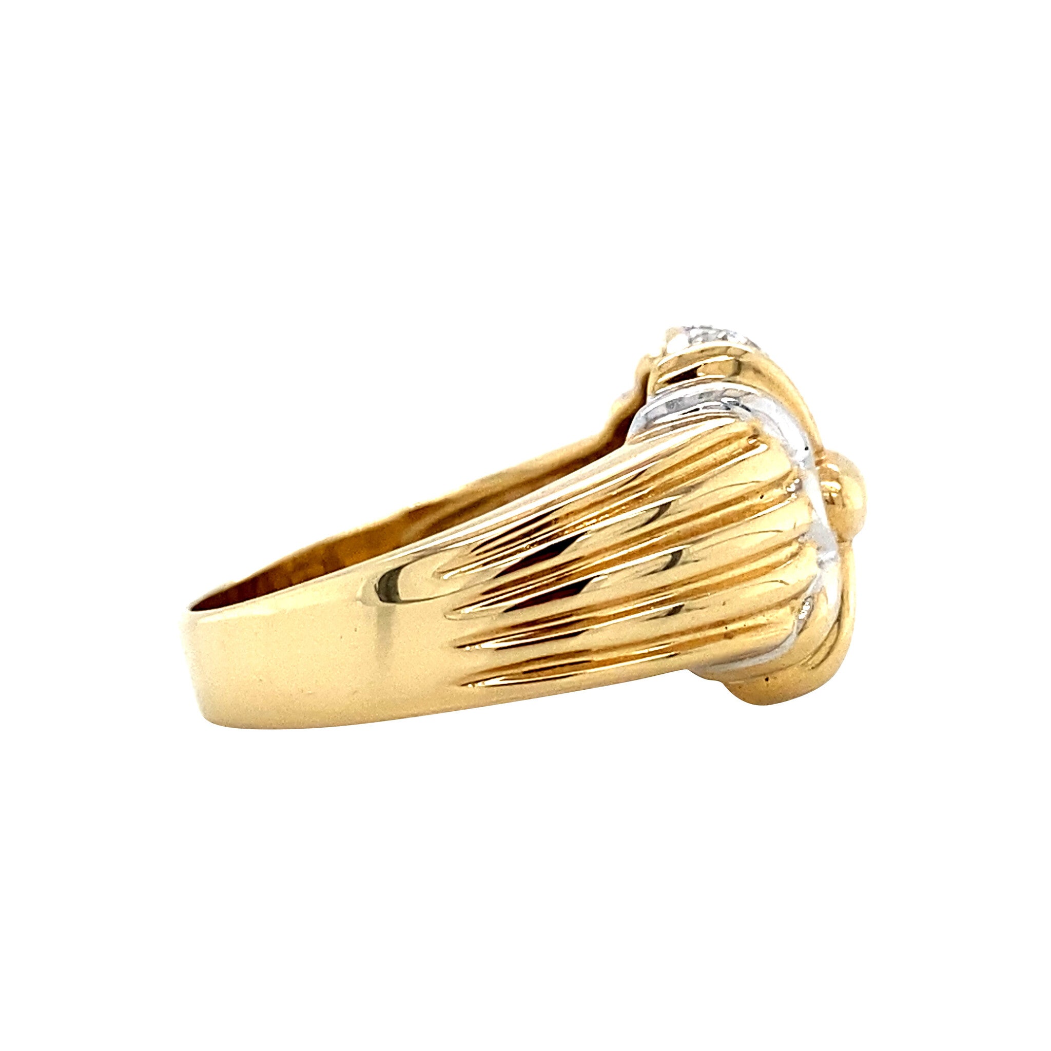 Gold ring with diamond 18 karat