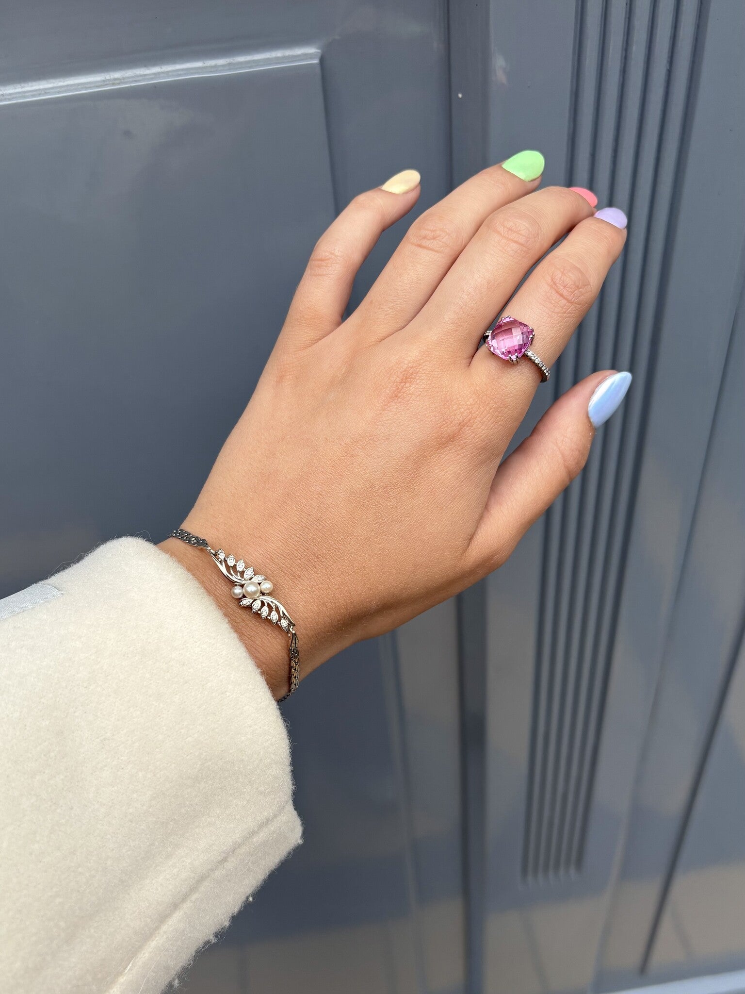 White gold bracelet with pearl and diamond 17.5 cm 14 kt