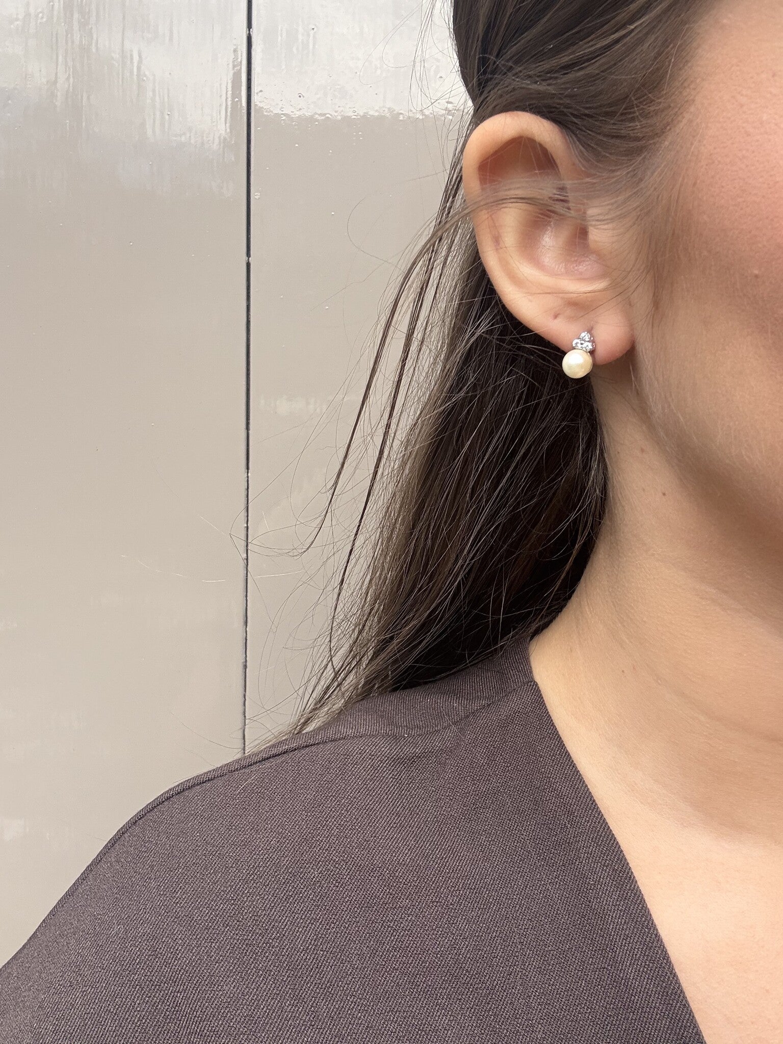 Witgouden oorstekers met parel en zirkonia 18 karaat