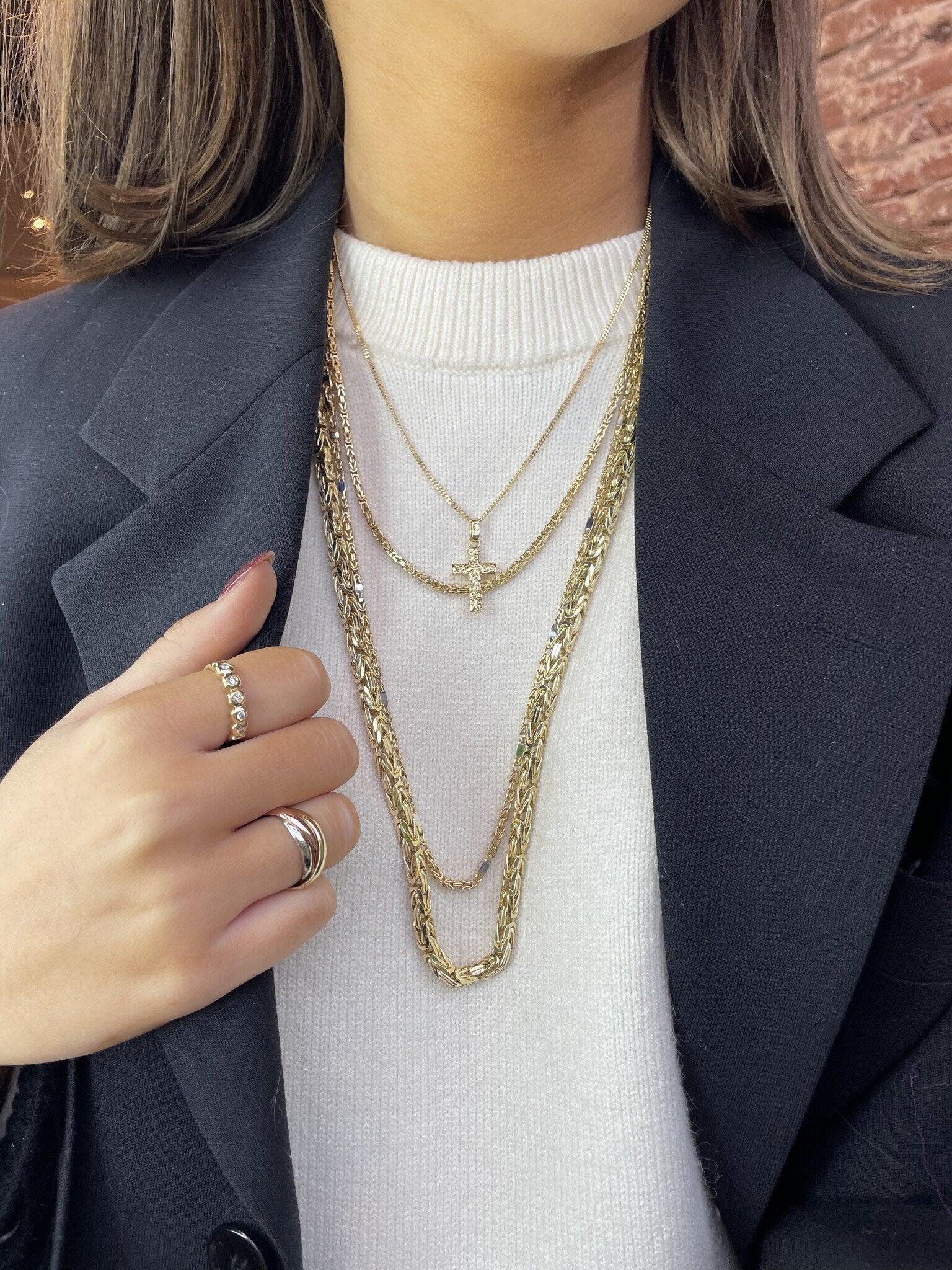 Gold row ring with diamond 18 karat