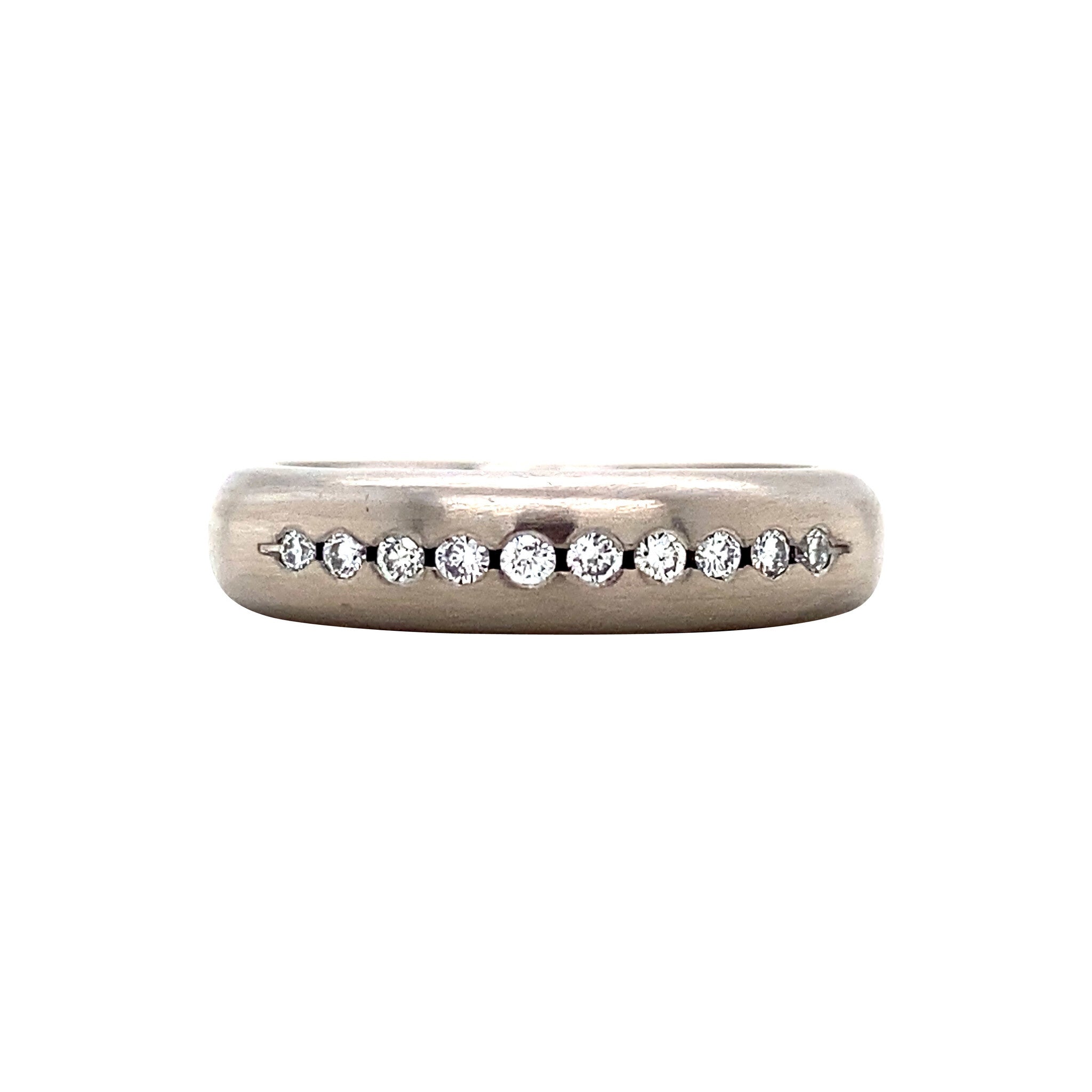 White gold ring with diamond 18 karat