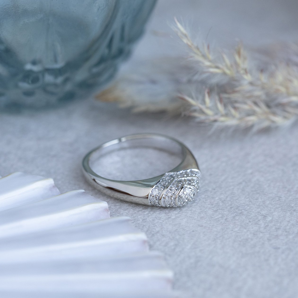 White gold ring with diamond 14 kt