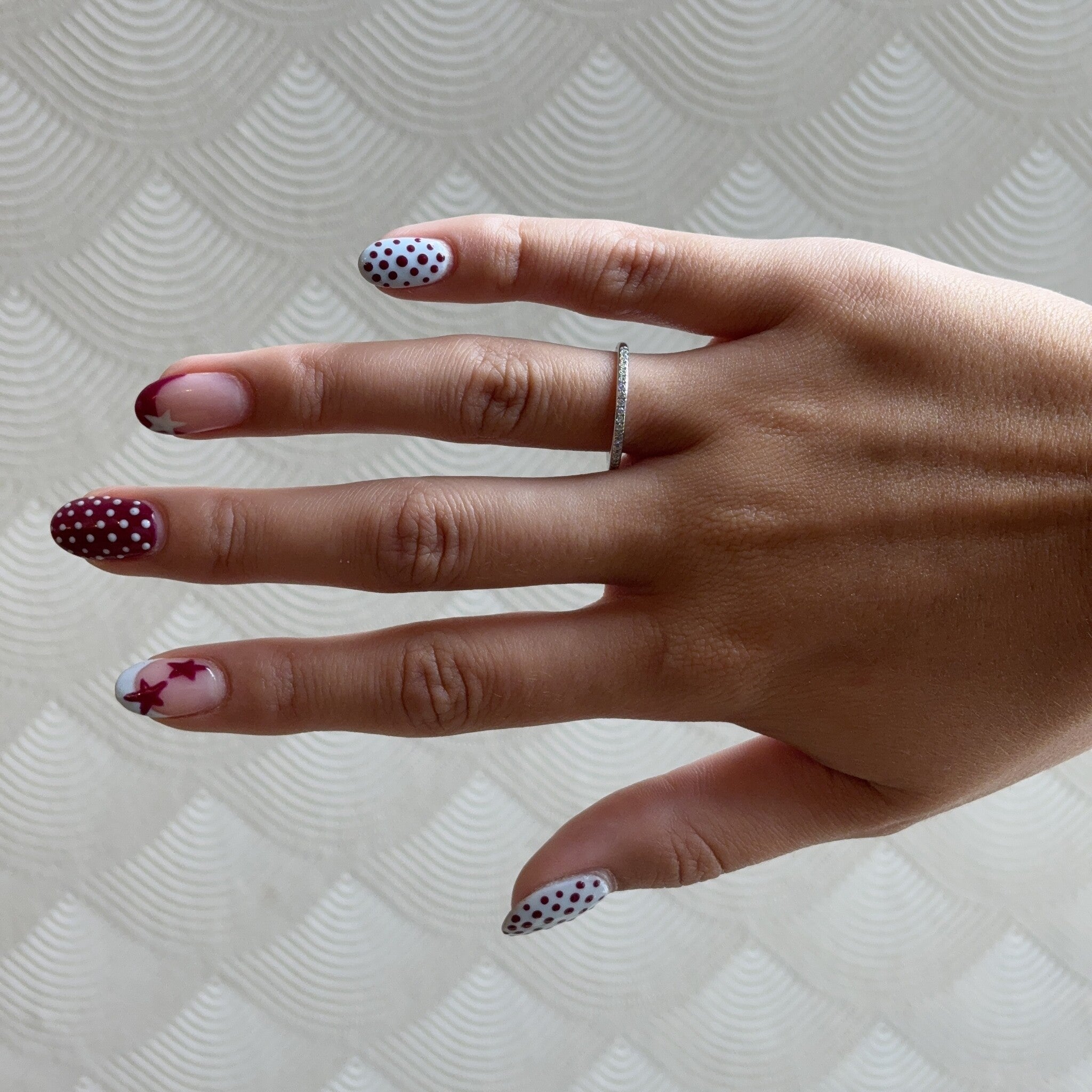 White gold row ring with diamond 14 kt