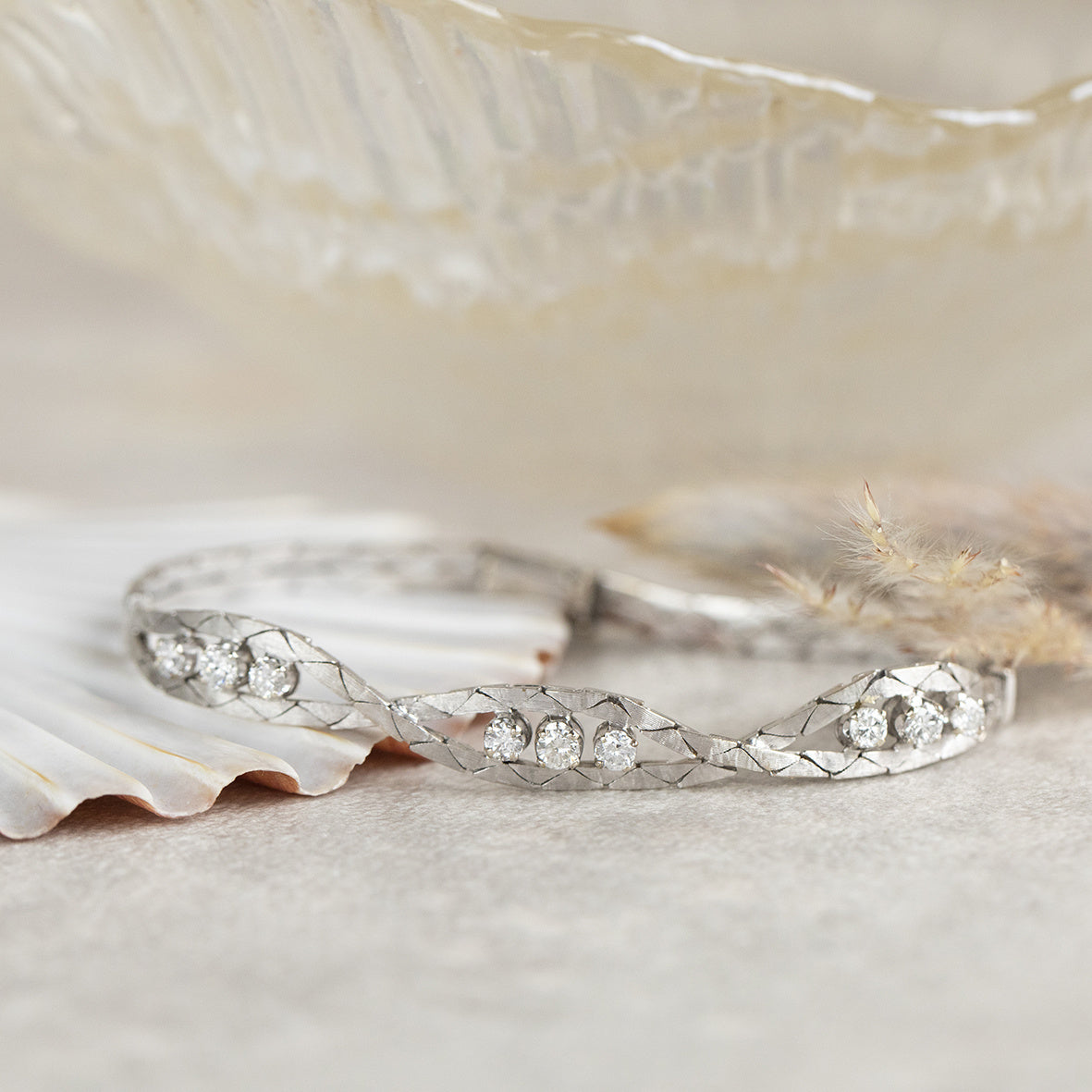 White gold bracelet with diamond 14 kt