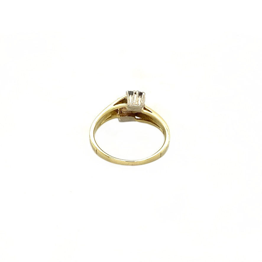 Gold ring with diamond 14 kt