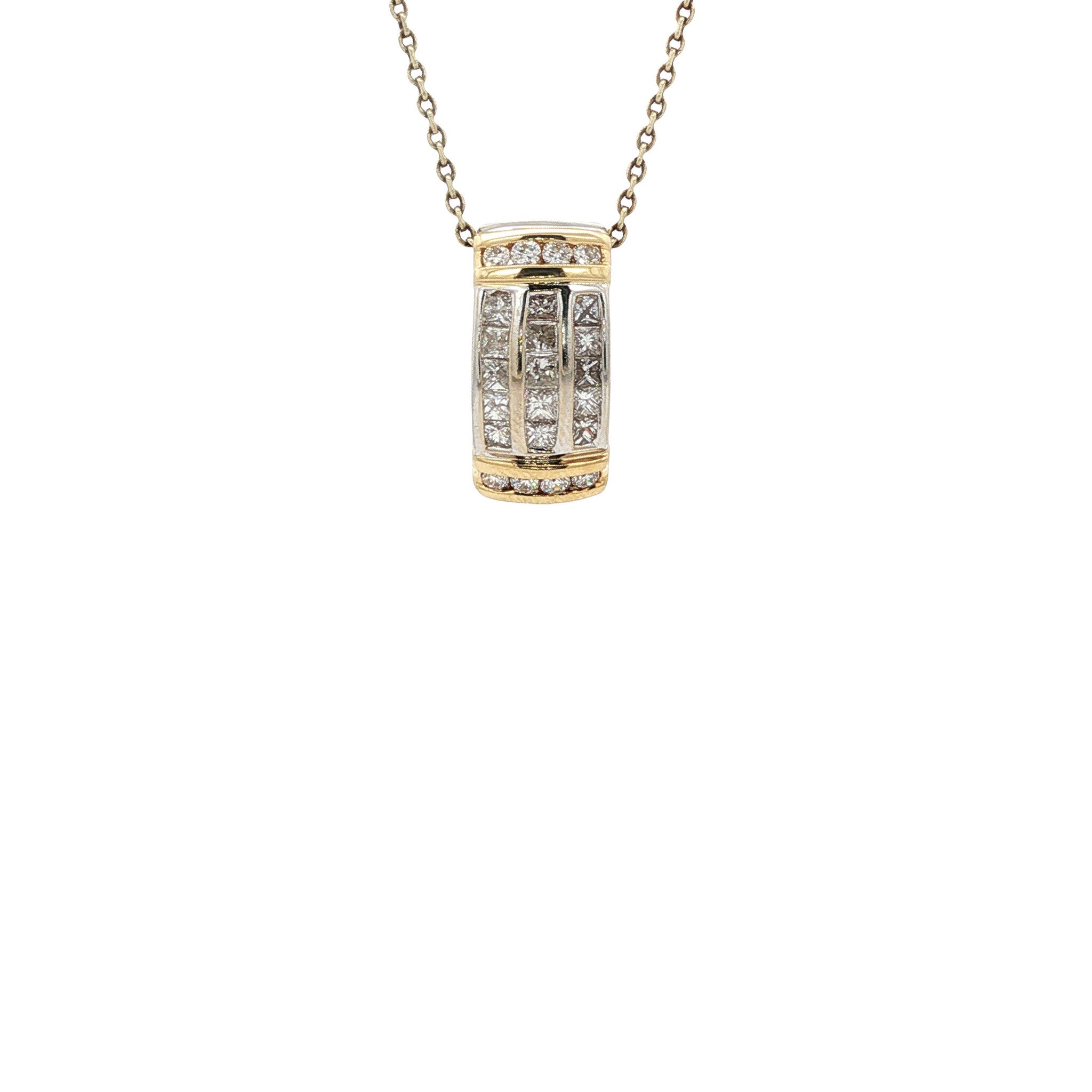 18 karat gold pendant with diamond