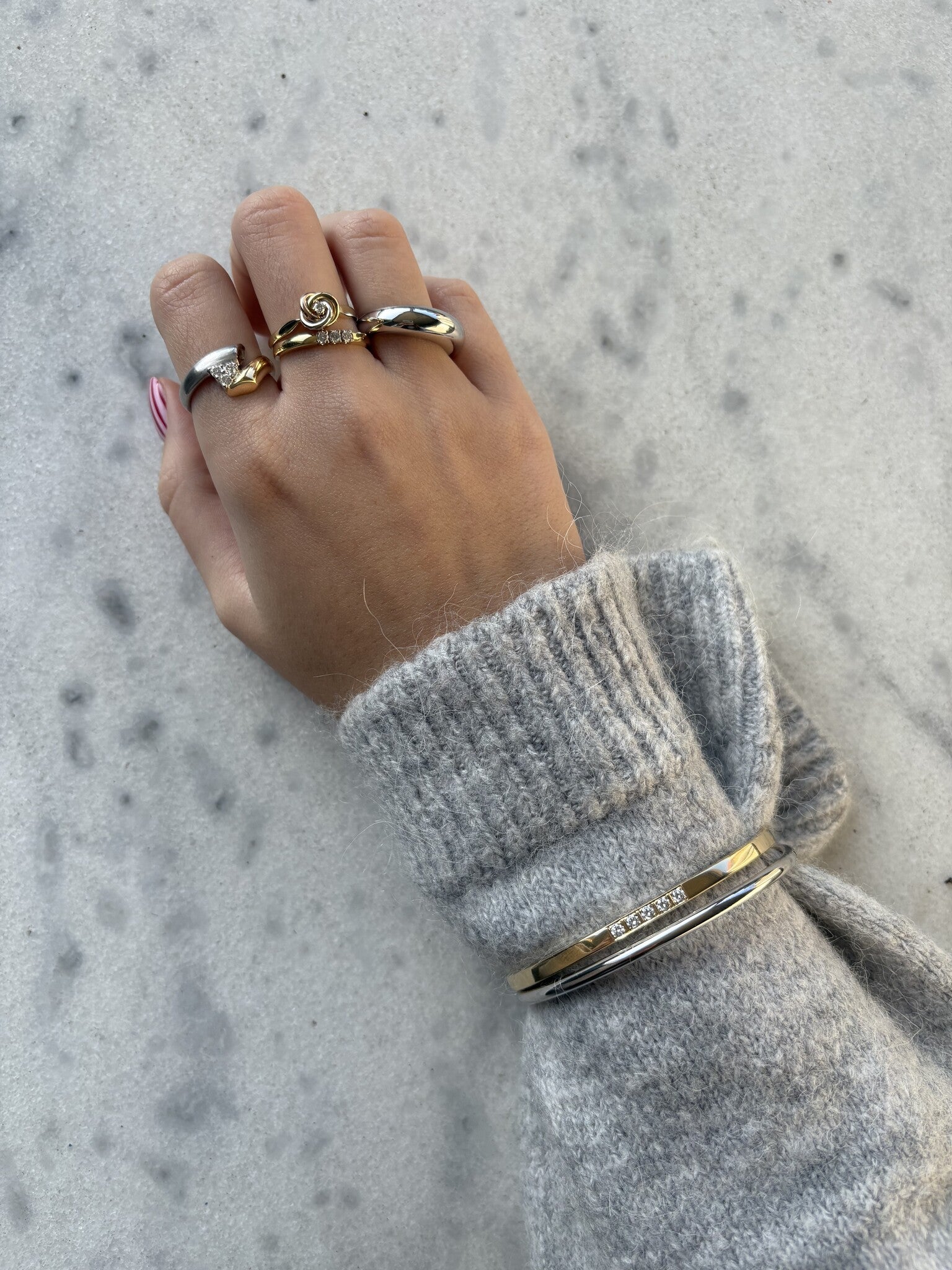 Gold bangle with diamond 14 karat