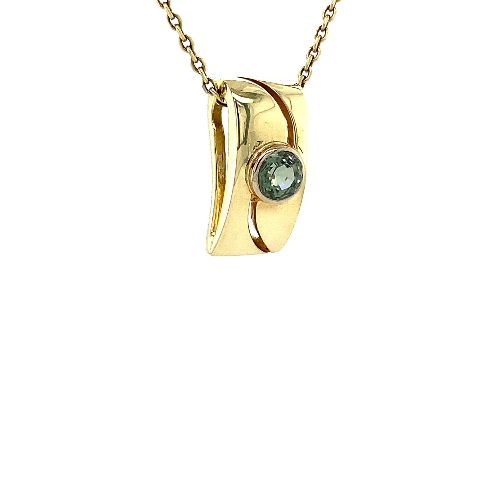 Gold pendant with aquamarine 14 kt