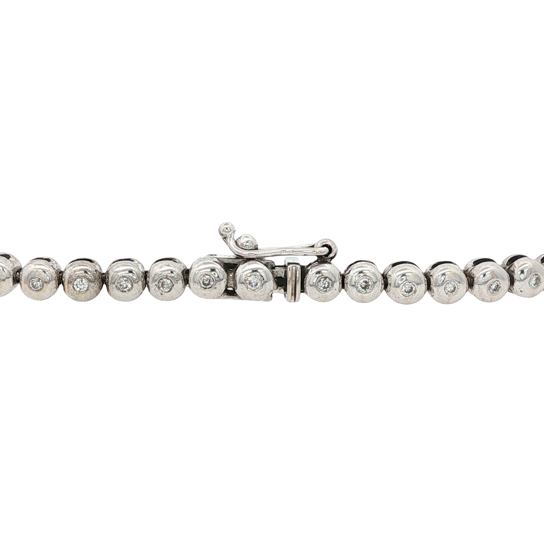 White gold tennis bracelet with diamond 18 karat