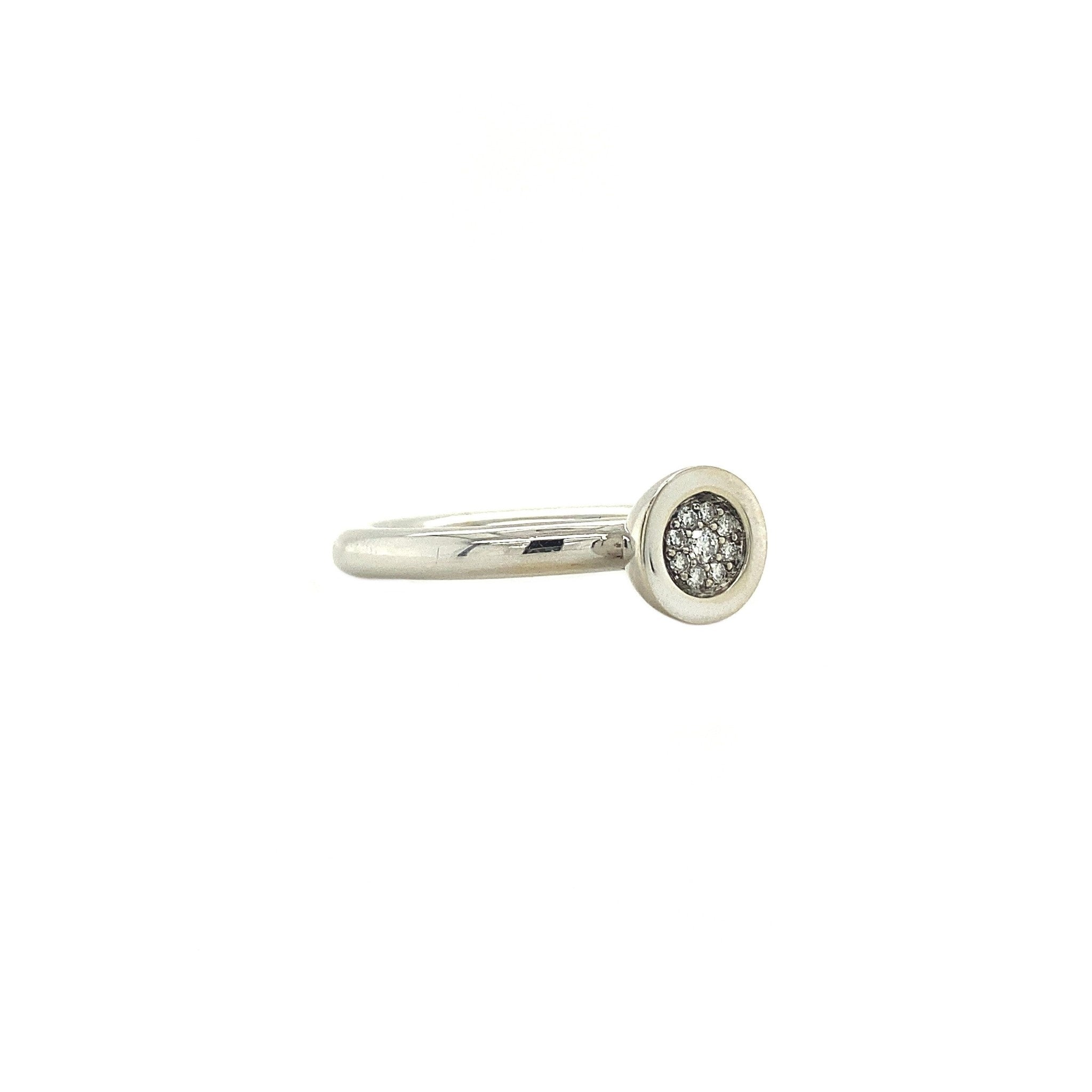 White gold ring with diamond 14 karat