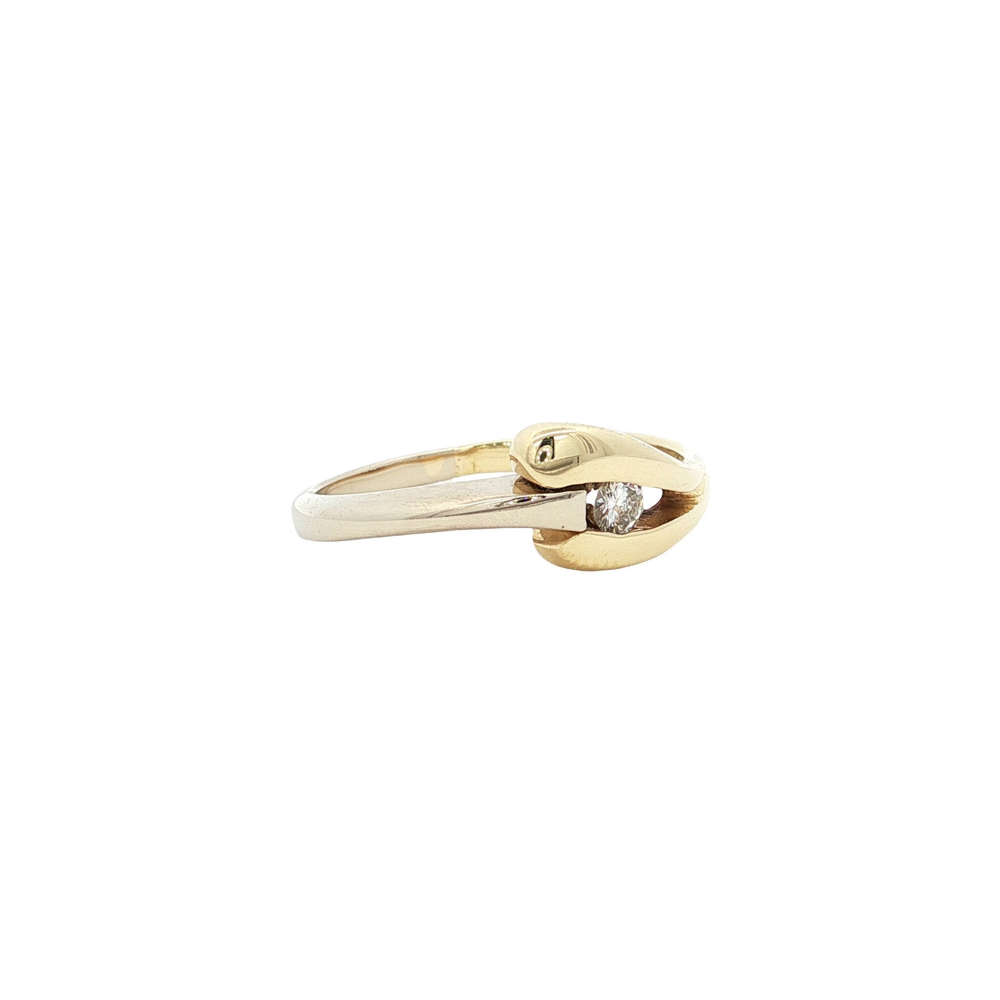 Gold ring with diamond 14 karat