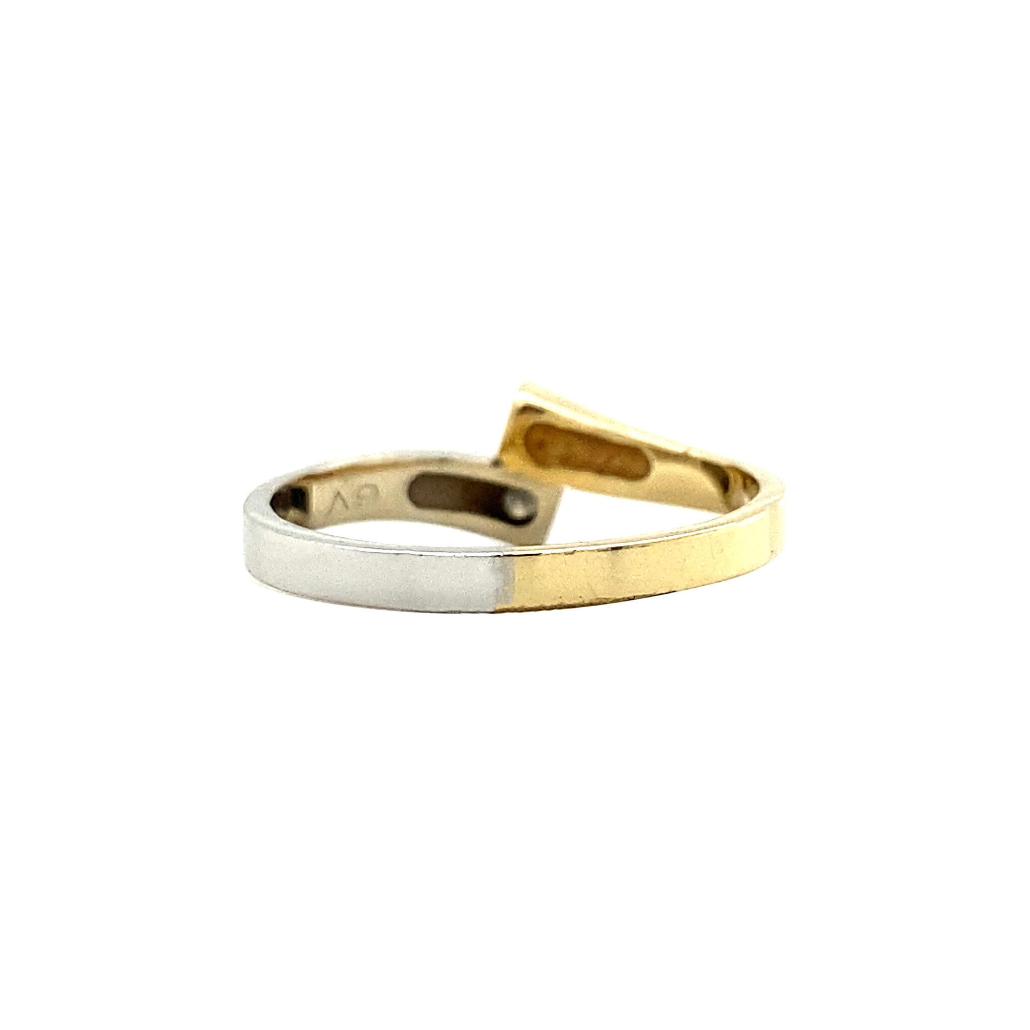 Gold ring with diamond 14 kt