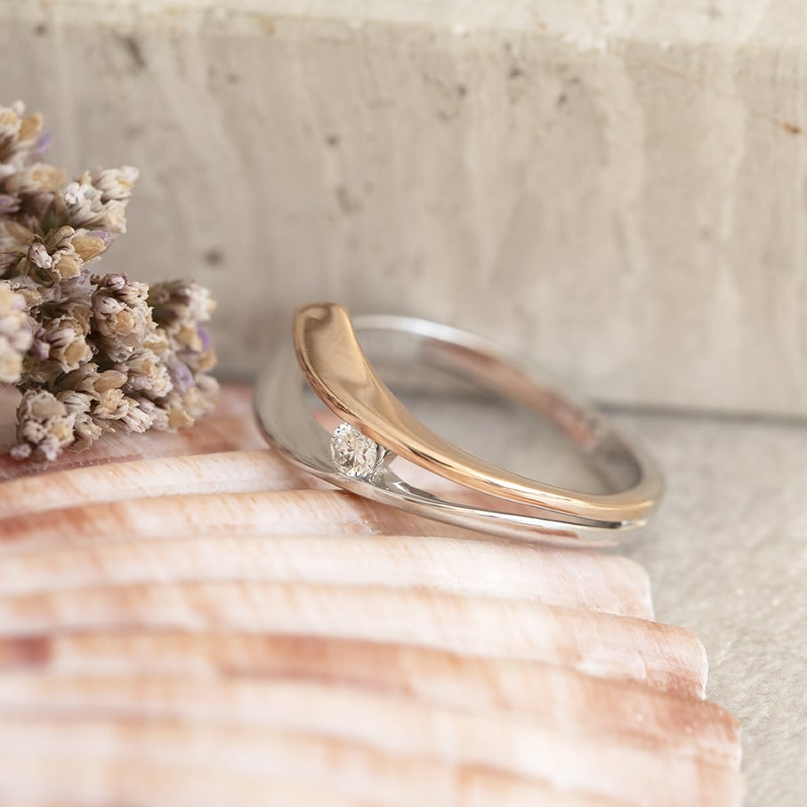 White gold signet ring with diamond 14 karat