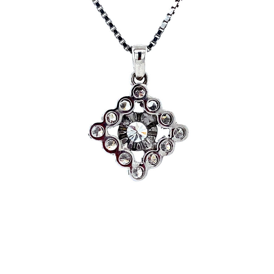 White gold pendant with diamond 14 karat