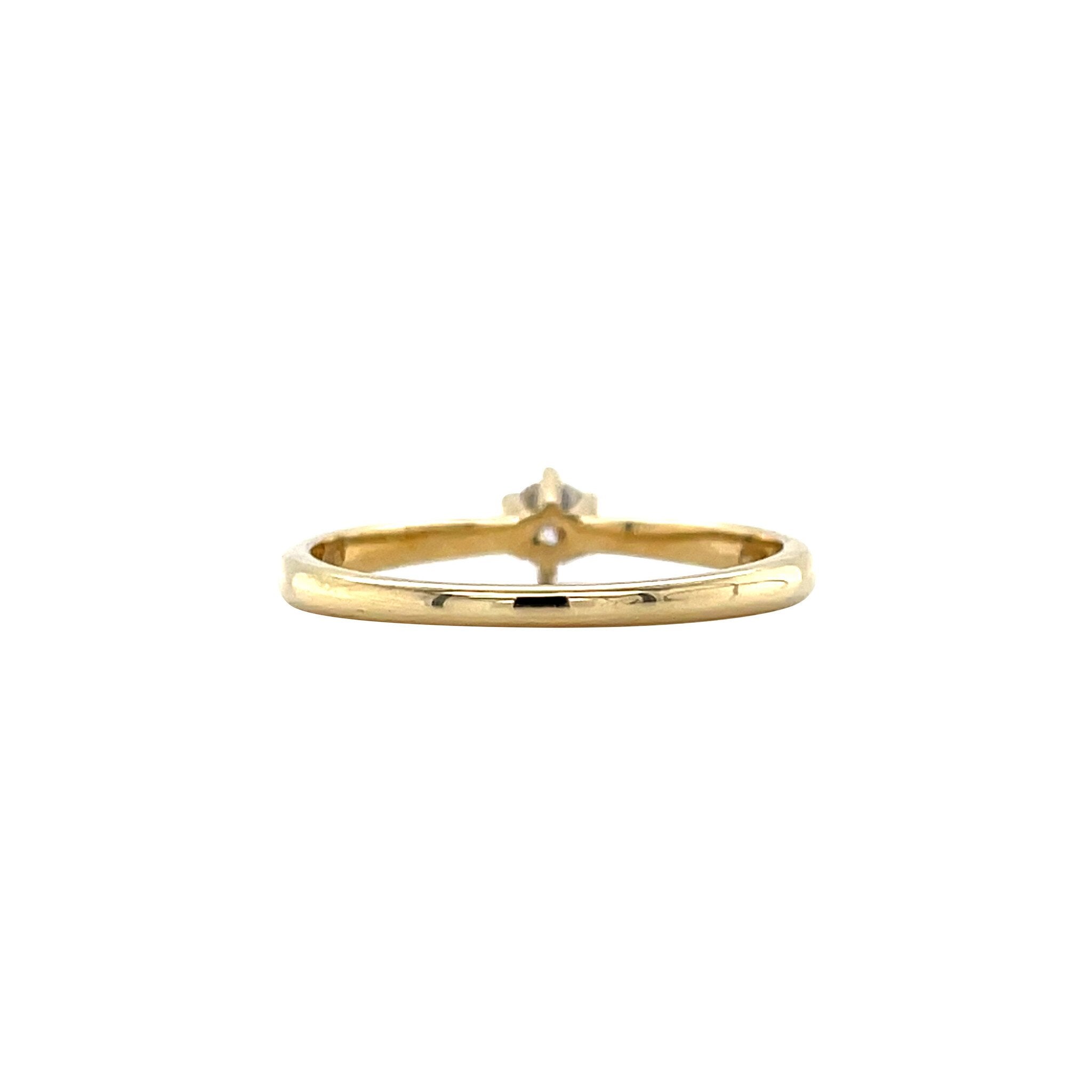 Yellow gold solitaire ring with diamond 14 kt