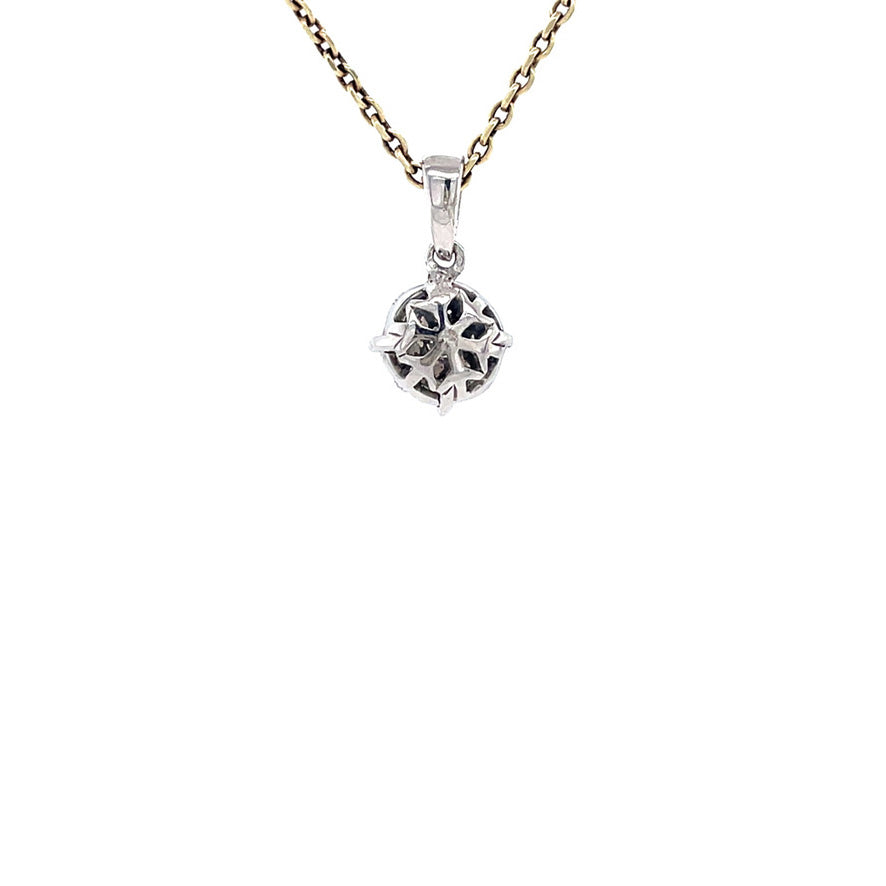 White gold entourage pendant with diamond 14 karat