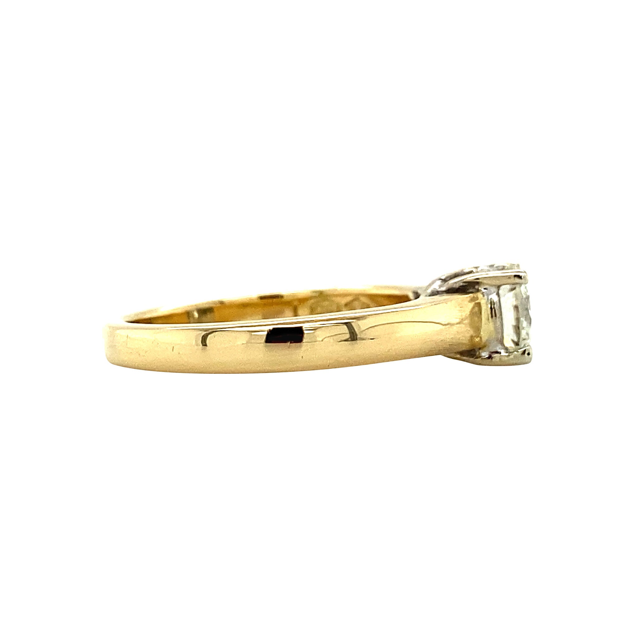 Gold solitaire ring with diamond 18 kt
