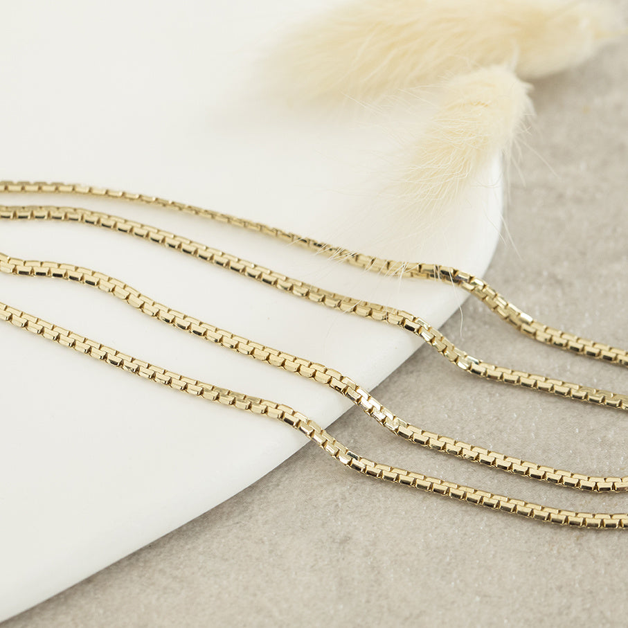 Gold length necklace Venetian 50.5 cm 14 karat