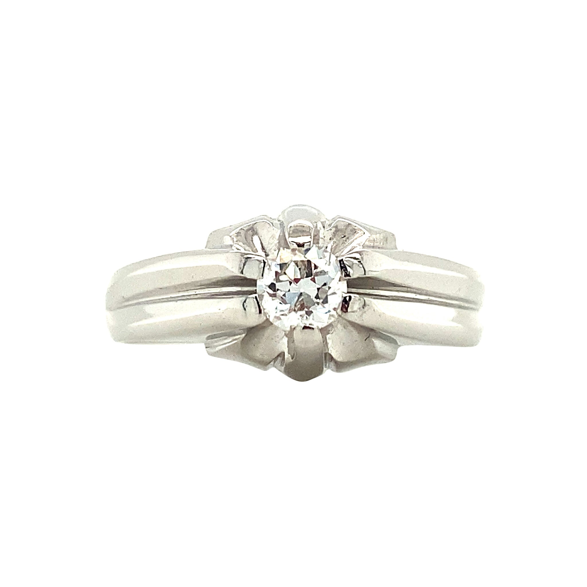 White gold pinky ring with diamond 18 karat
