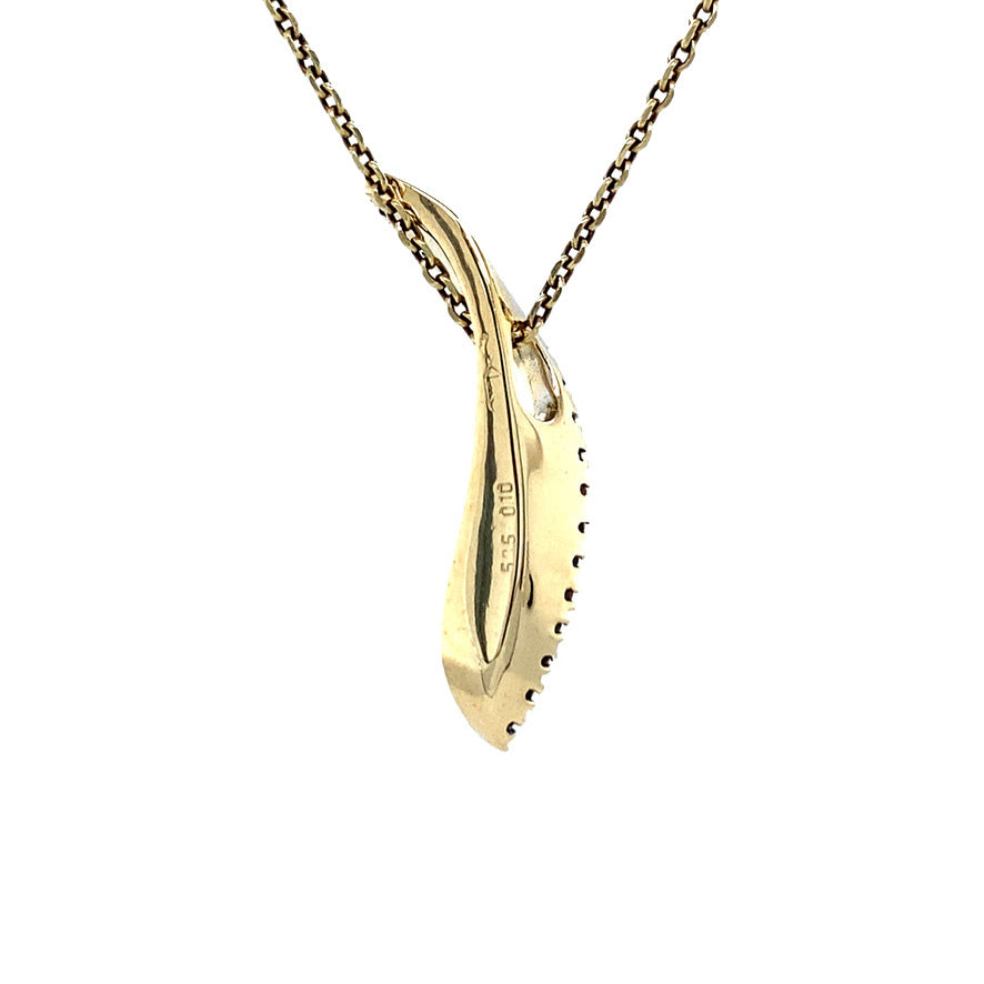 Gold pendant with diamond 14 karat