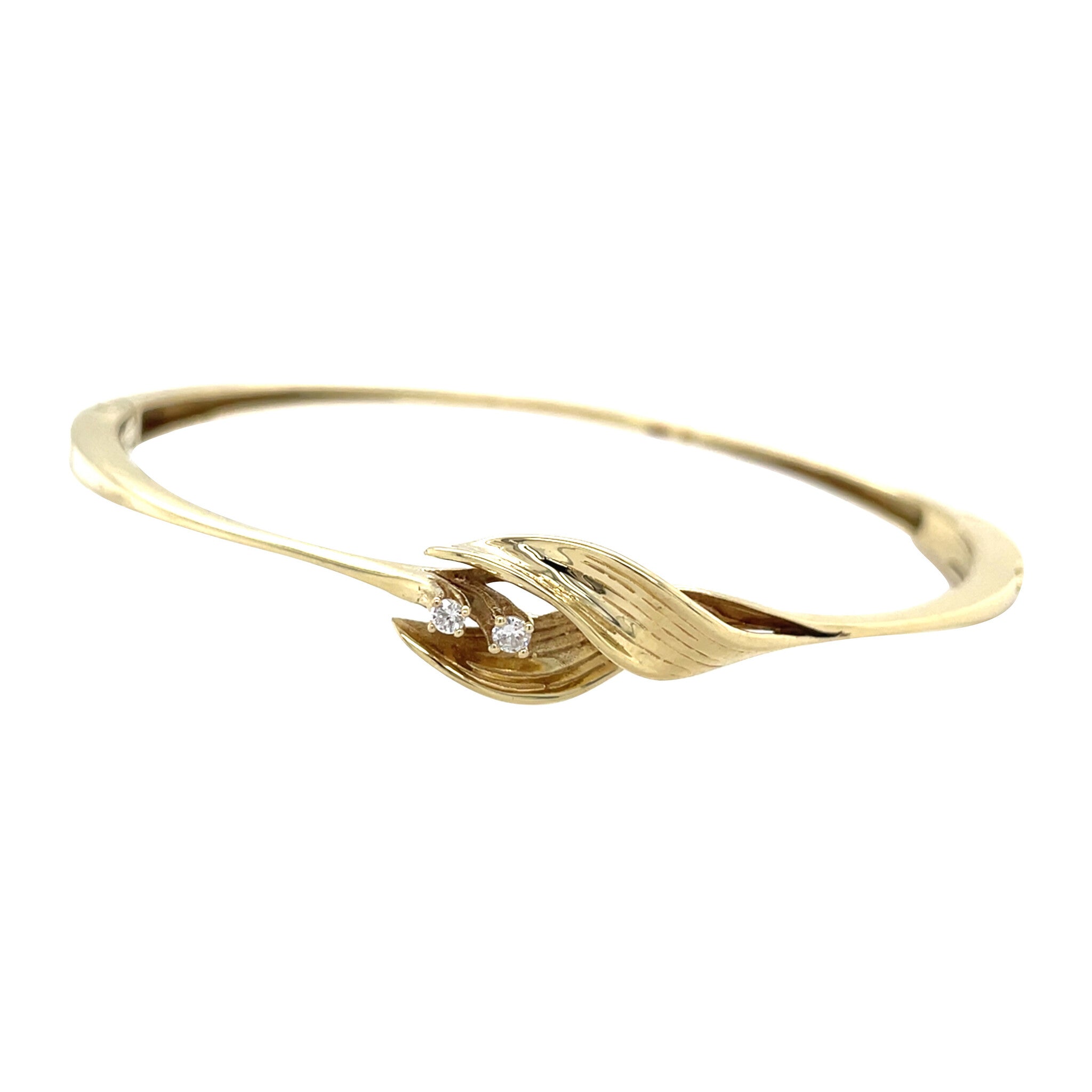 Gold bangle with diamond 14 karat
