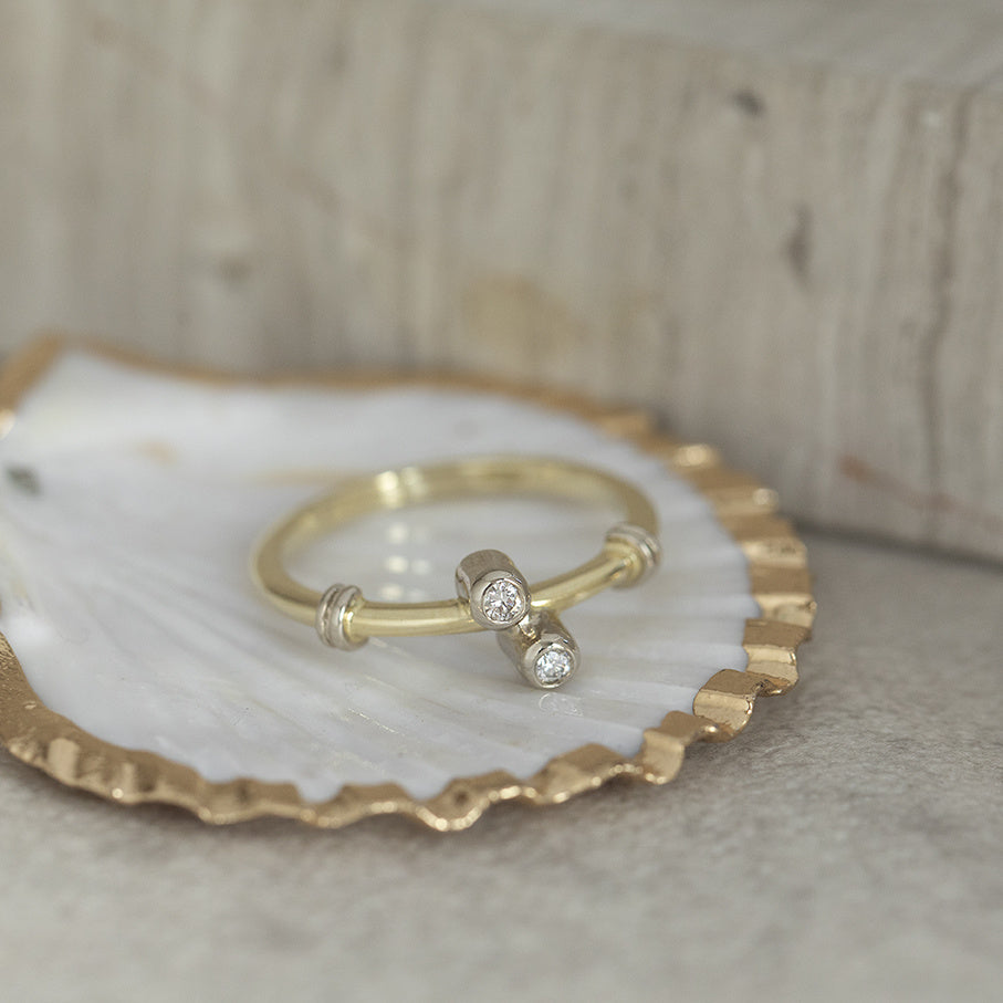 Gold ring with diamond 14 karat