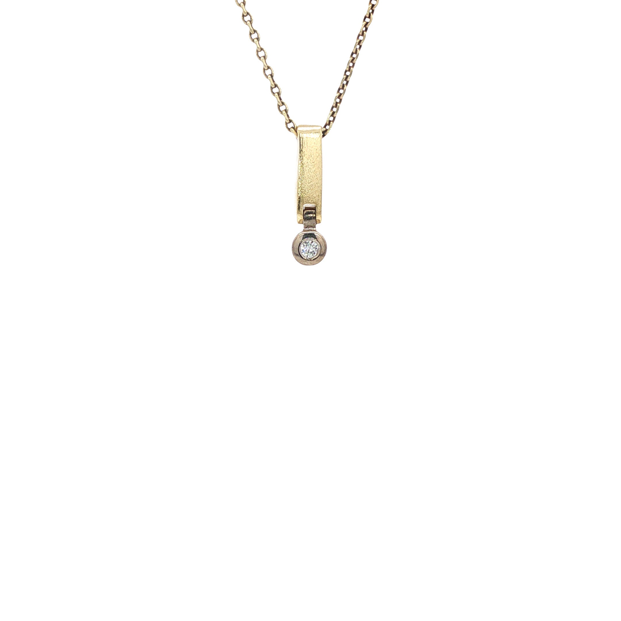Gouden hanger met diamant 14 karaat