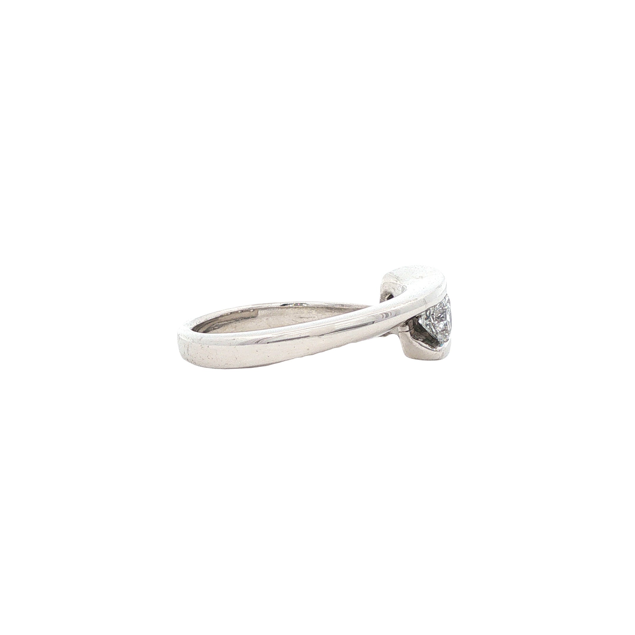 Witgouden slagring met diamant 18 karaat