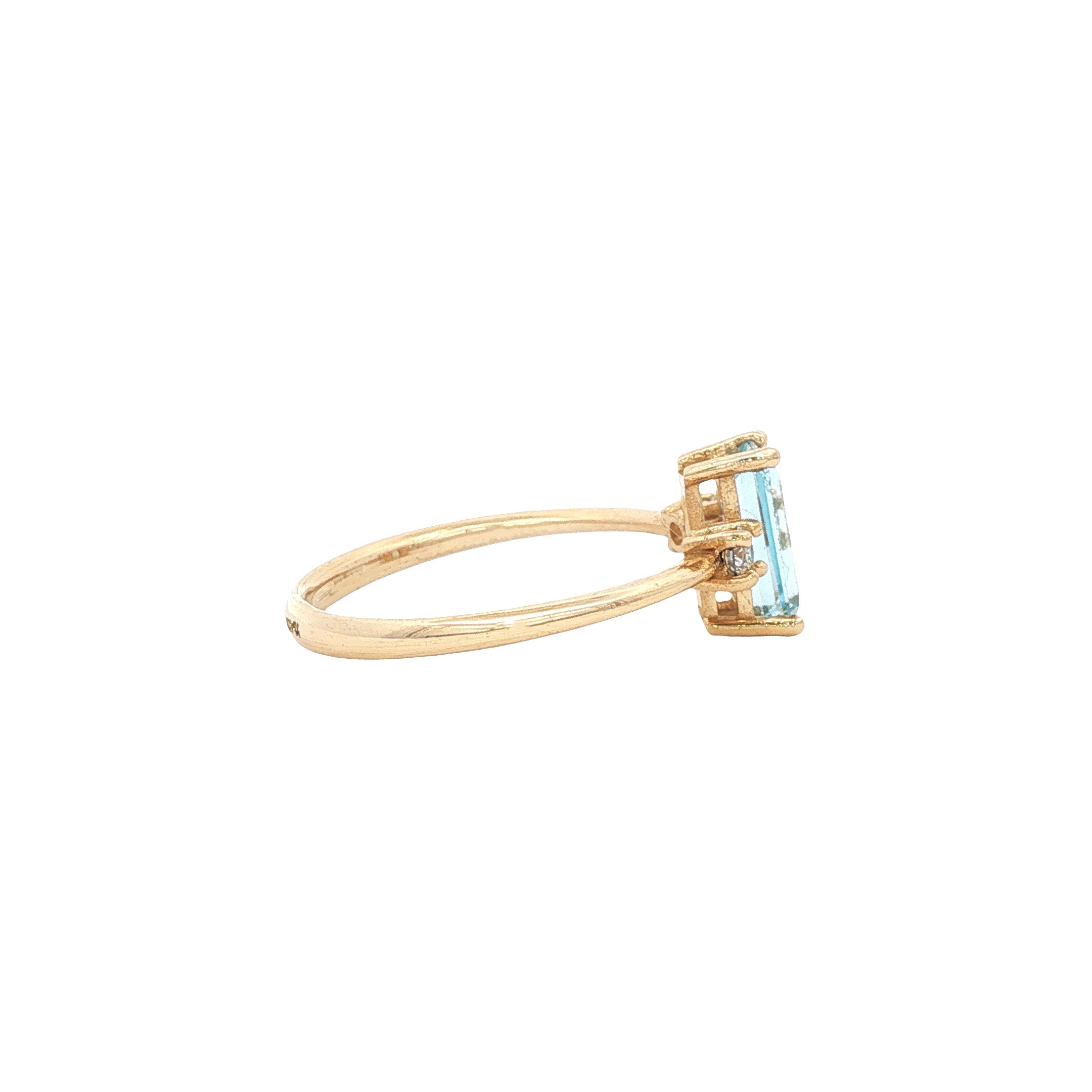 Gouden ring met aquamarijn en diamant 14 karaat* nieuw