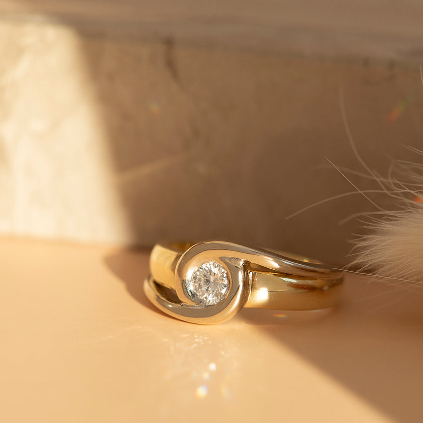 Gouden ring met diamant 14 karaat