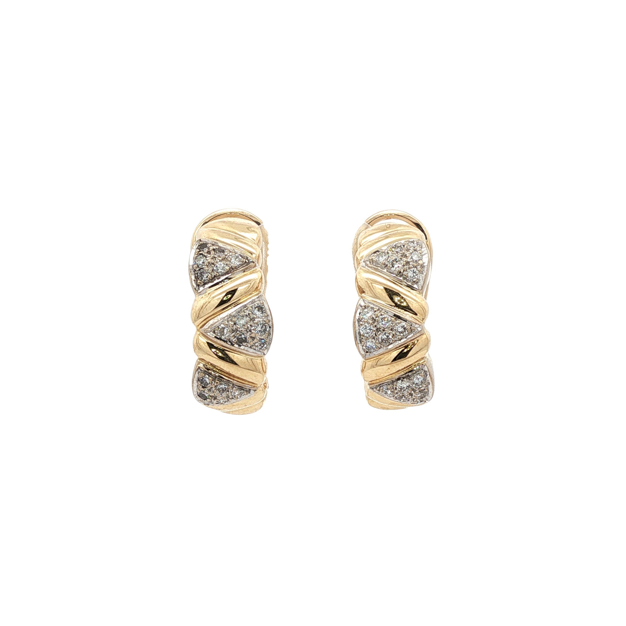 18-karat gold diamond stud earrings