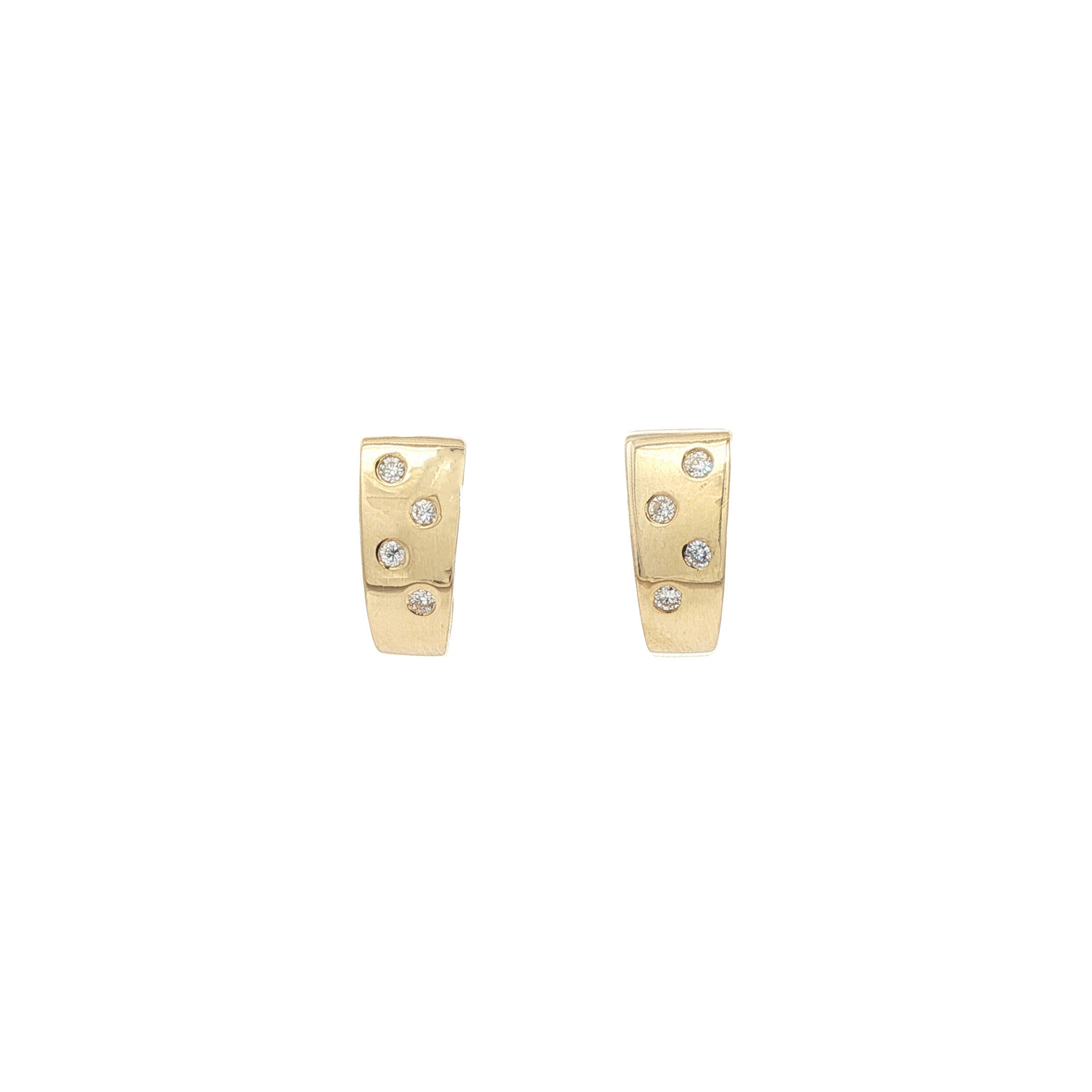 14 karat gold diamond stud earrings