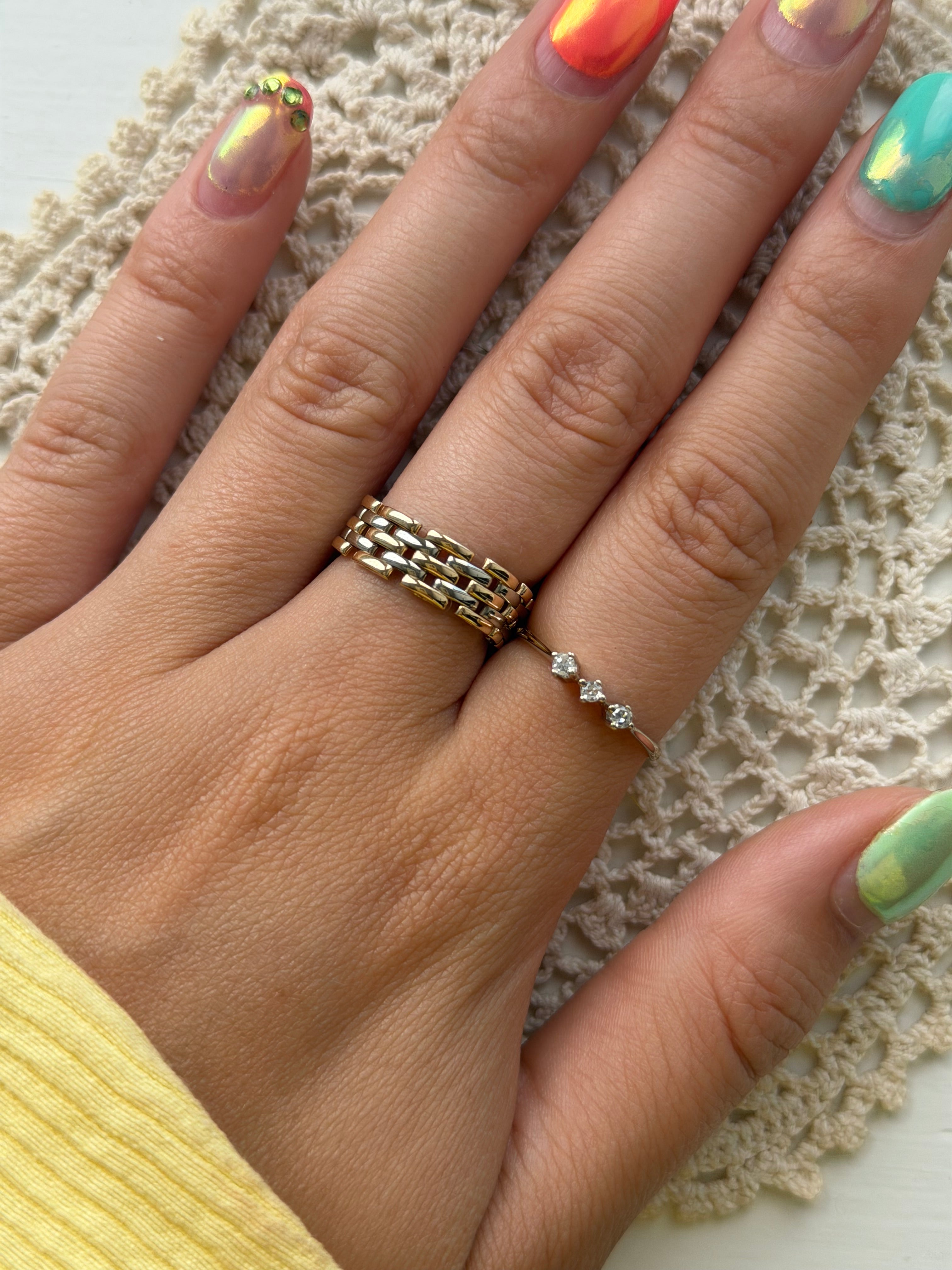 Witgouden ring met diamant 14 karaat